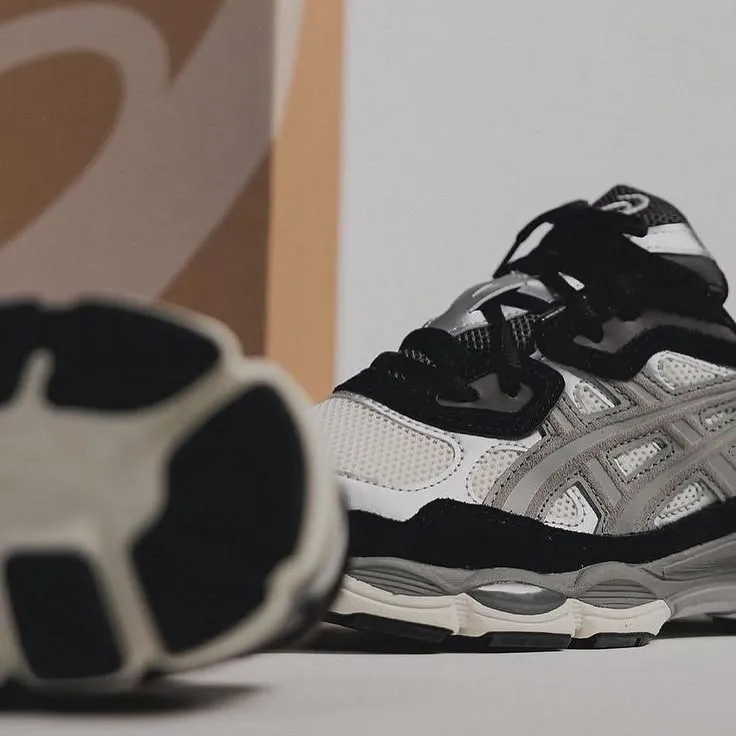 Asics Gel-Kayano Blanc Noir Gris