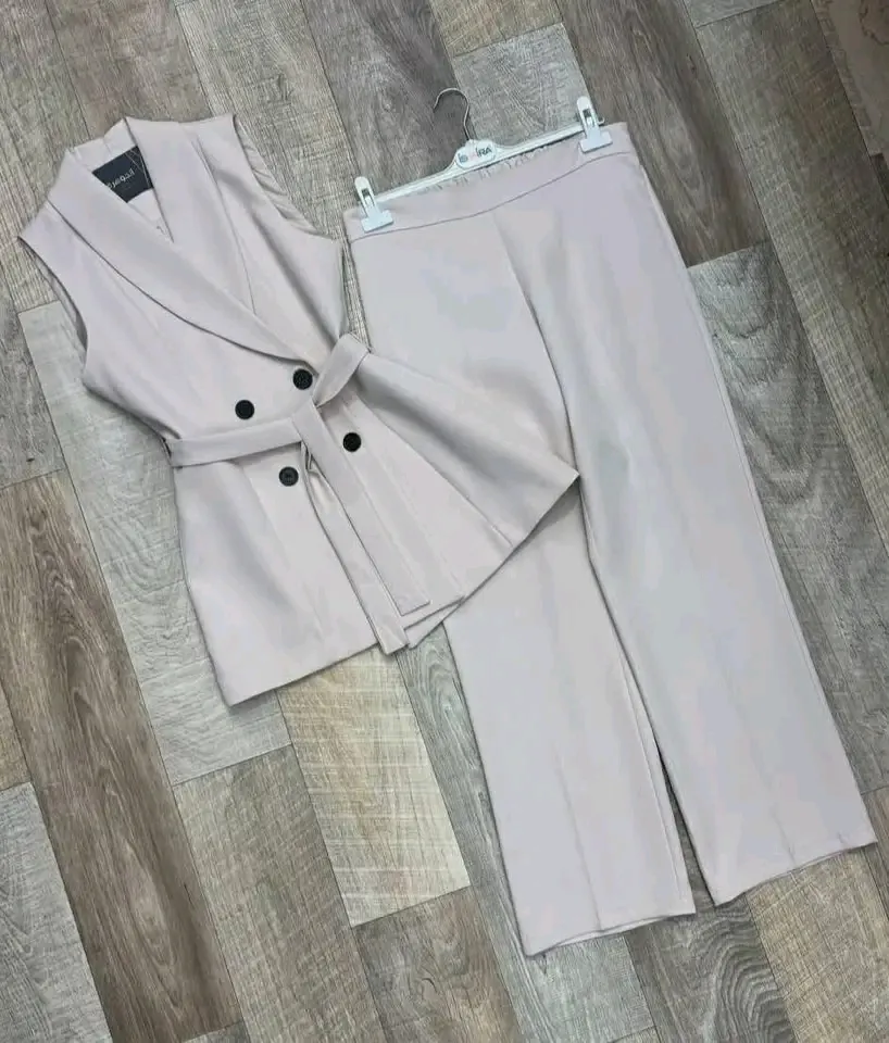 Costume blazer et pantalon bleu marine 2