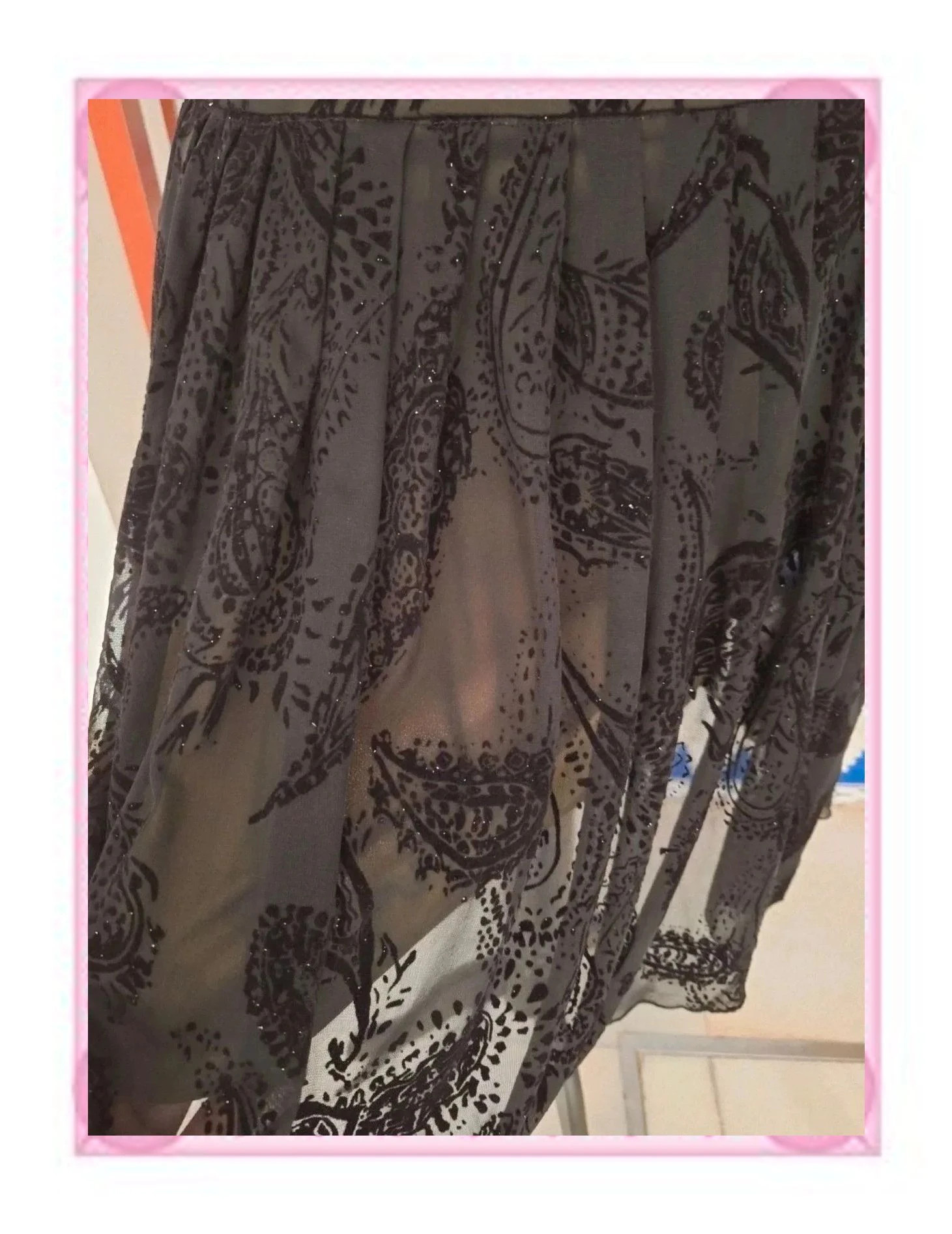 Falda Veneno en la Piel Midi Negra de Gasa Paisley Talla 3 – Veneno en la Piel – taille M / 38 / 10 4