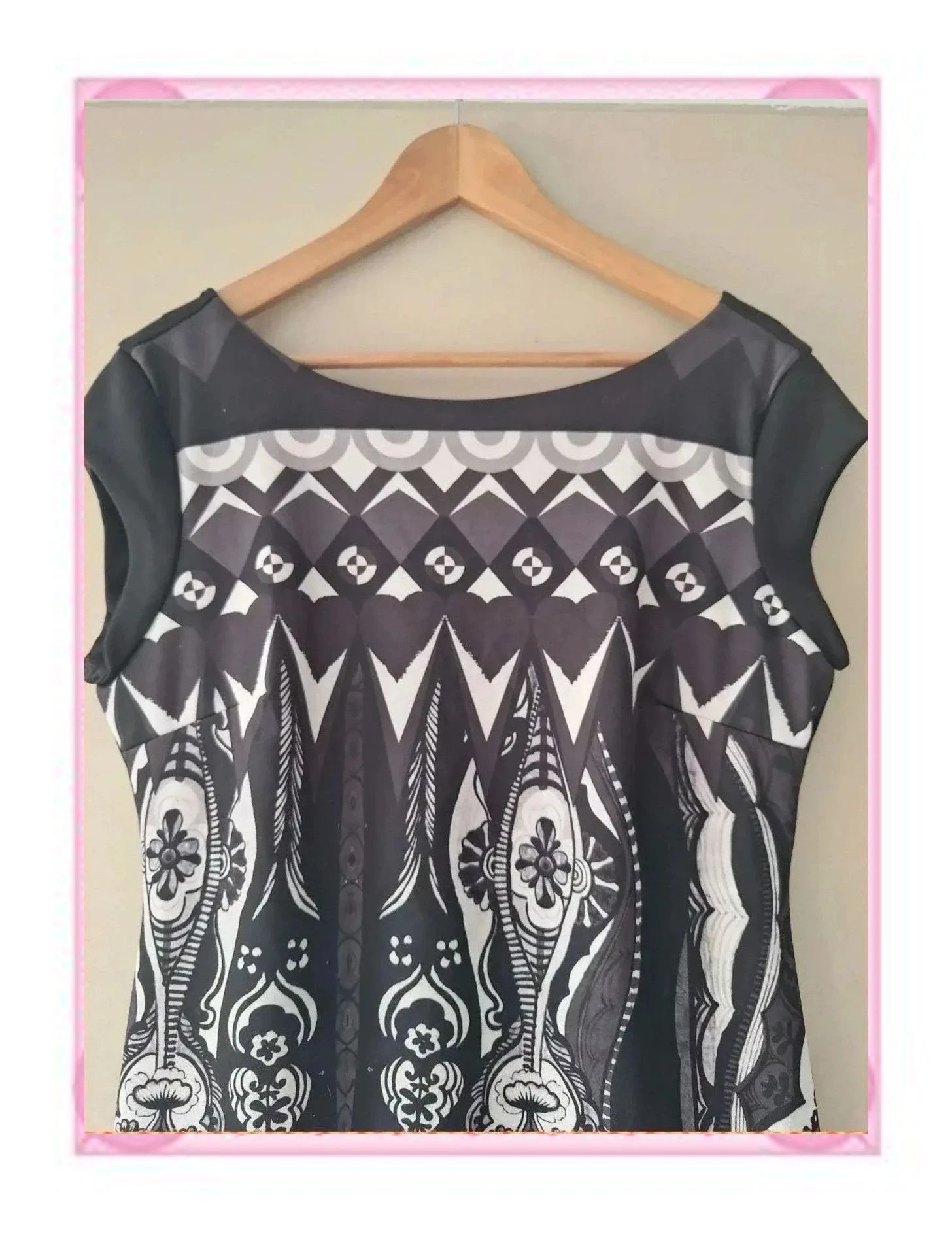 Vestido Desigual Negro con Estampado Mandalas – Desigual – taille L / 40 / 12 2