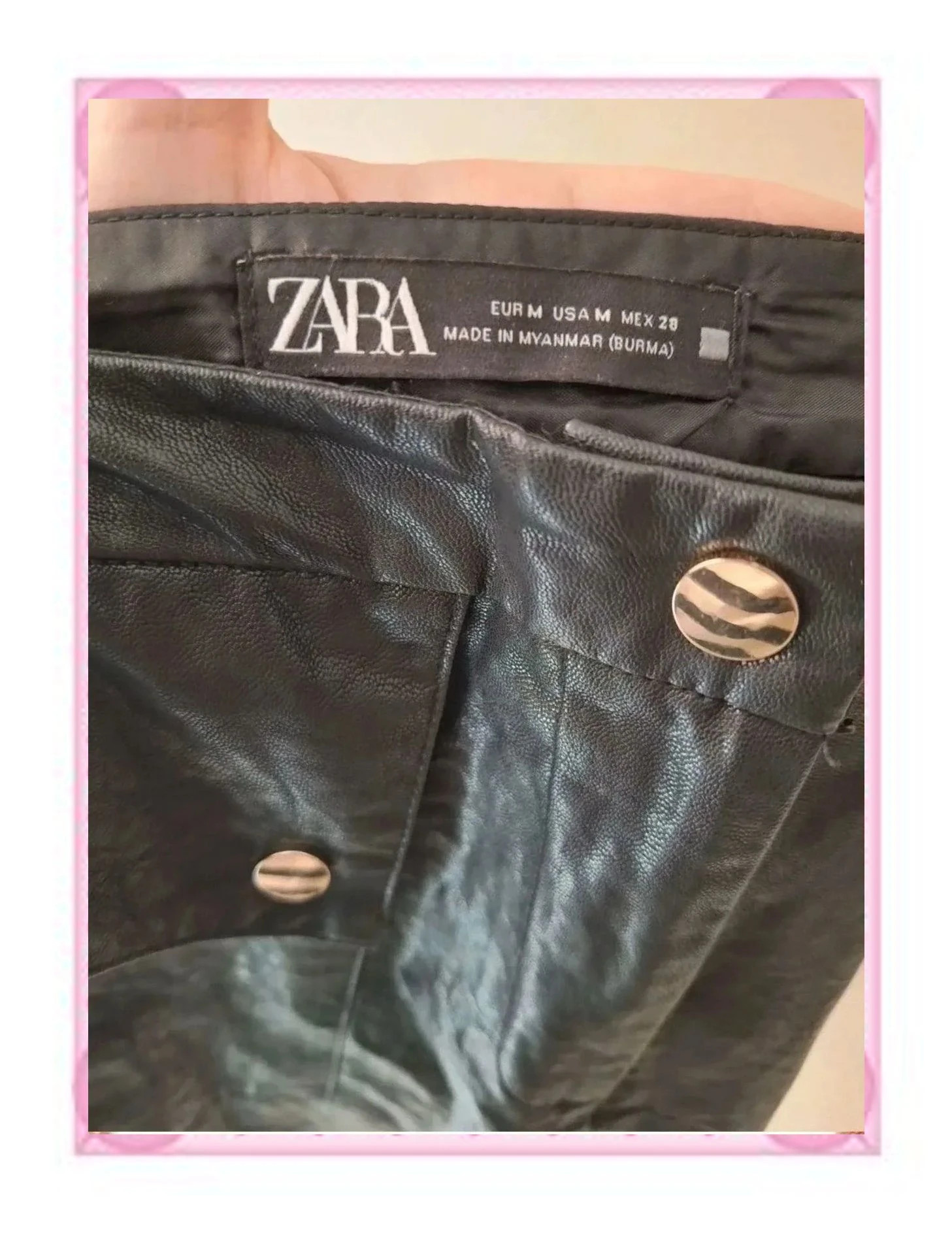 Minifalda Efecto Cuero de Zara con Botones Plateados – Zara – taille M / 38 / 10 4