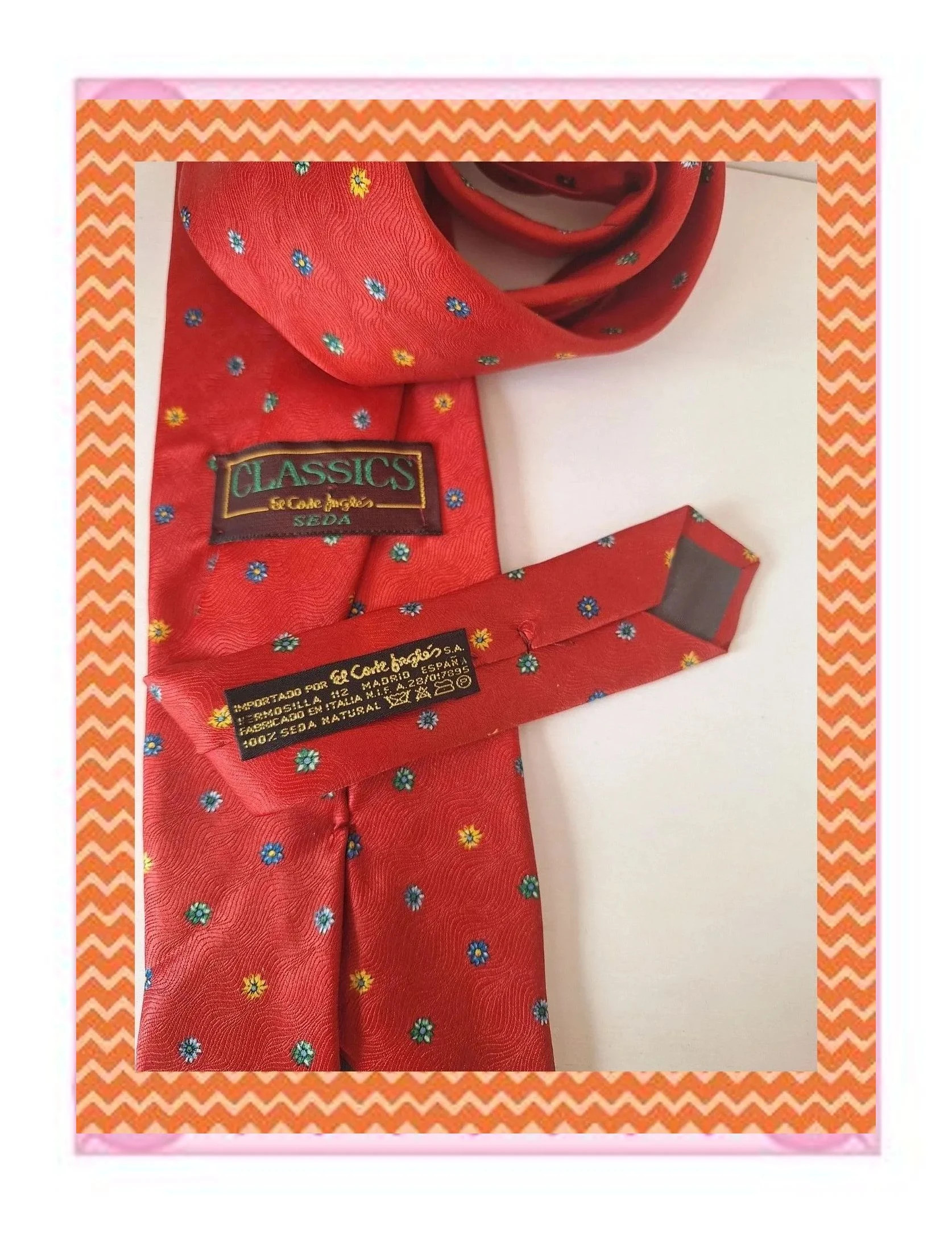 Corbata roja Classics con estampado floral, en excelente estado 🌺 – Classics 4