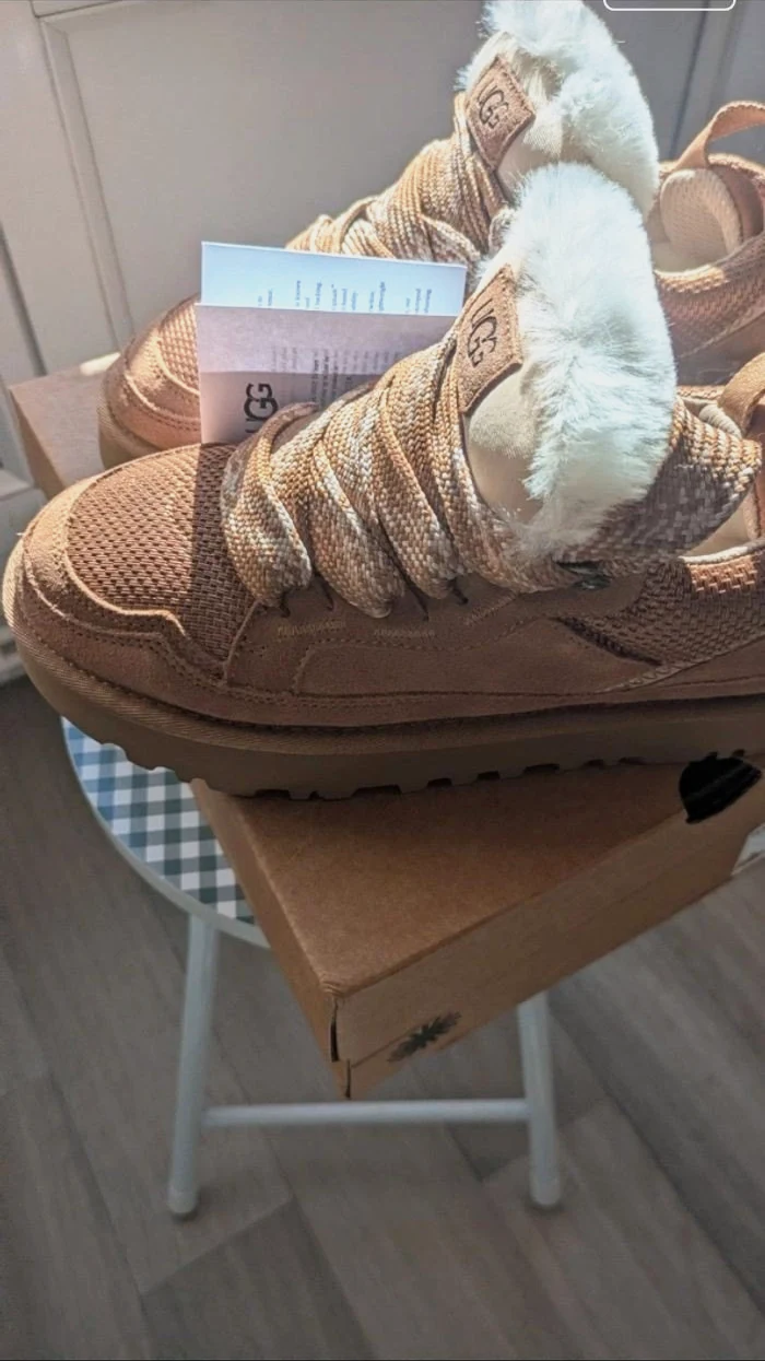 Ugg botte T38 neuve
