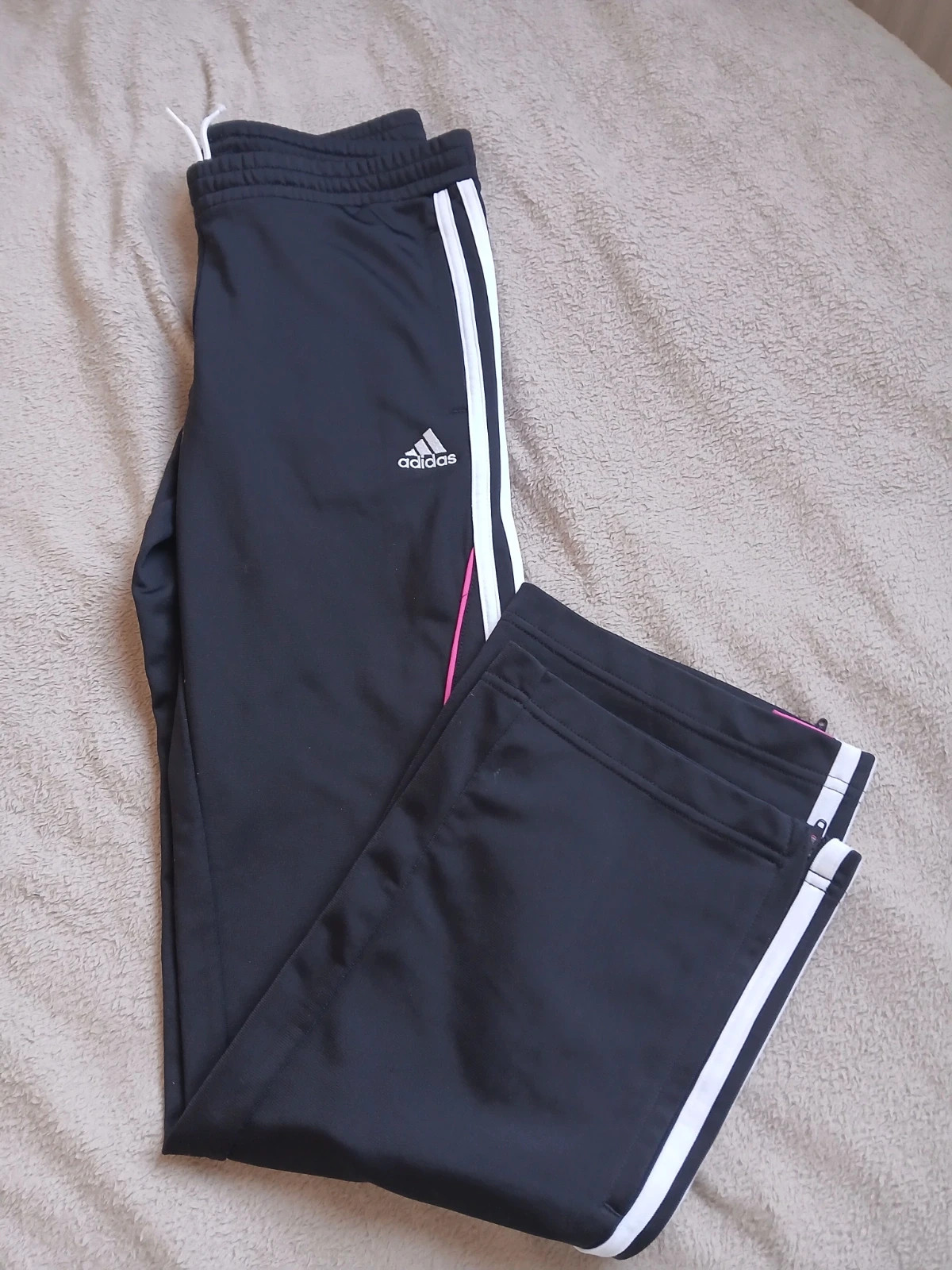 Jogging Adidas – adidas – taille 12 ans / 152 cm