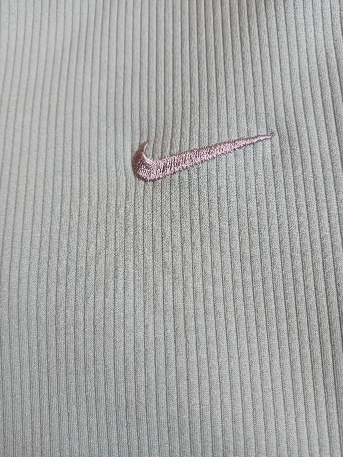 Pantacourt moulant nike – Nike – taille M / 38 / 10 2