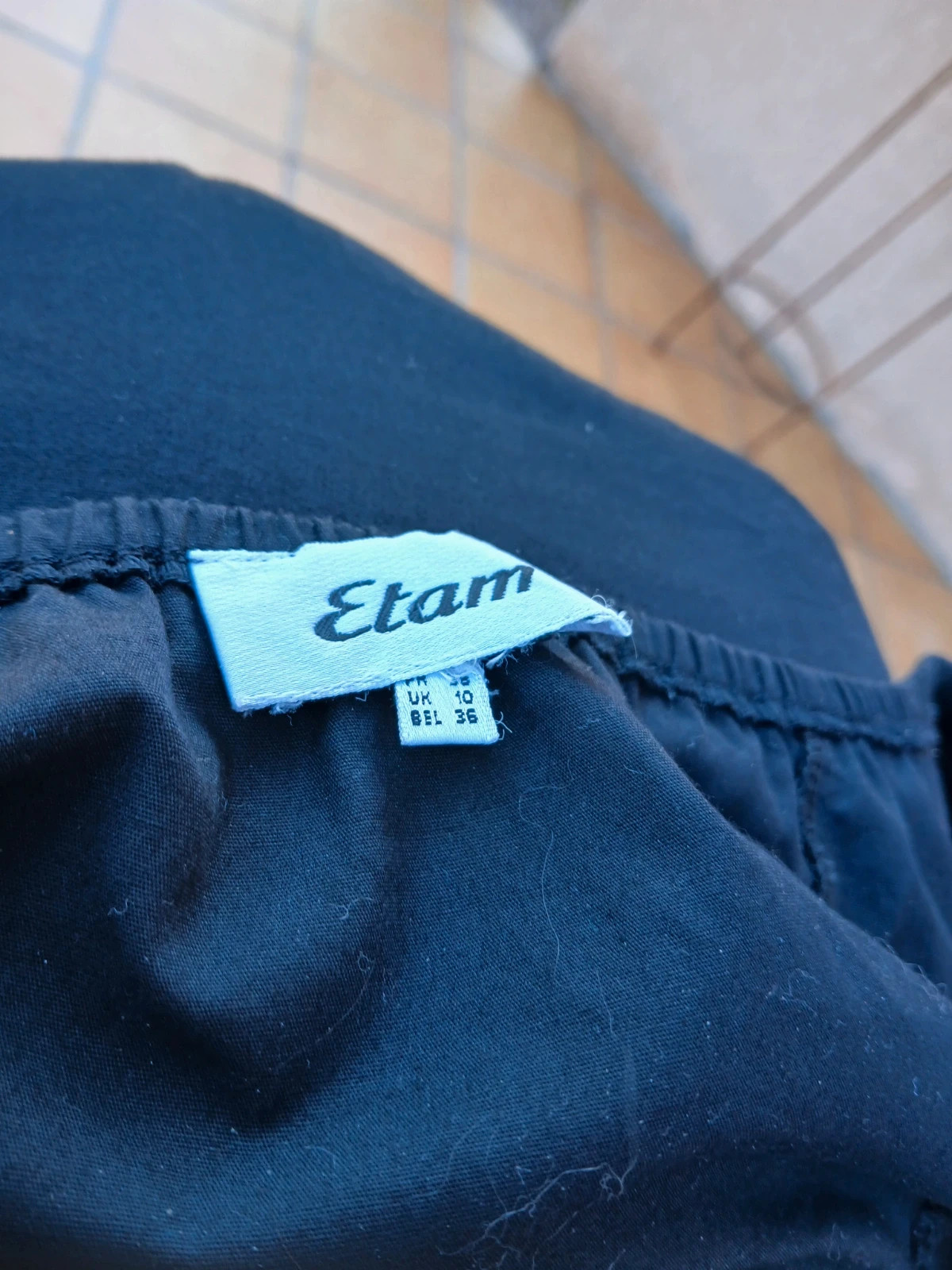 Petite robe noir,au genou, etam – Etam – taille M / 38 / 10 5