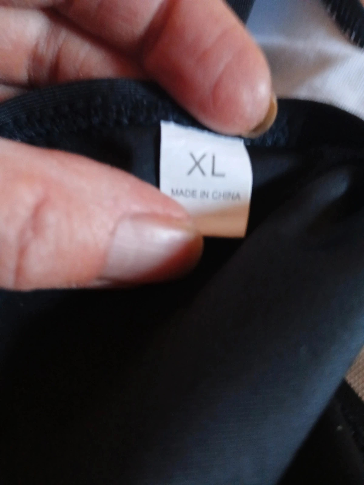 Mayot de bain – Decathlon – taille XL / 42 / 14 4