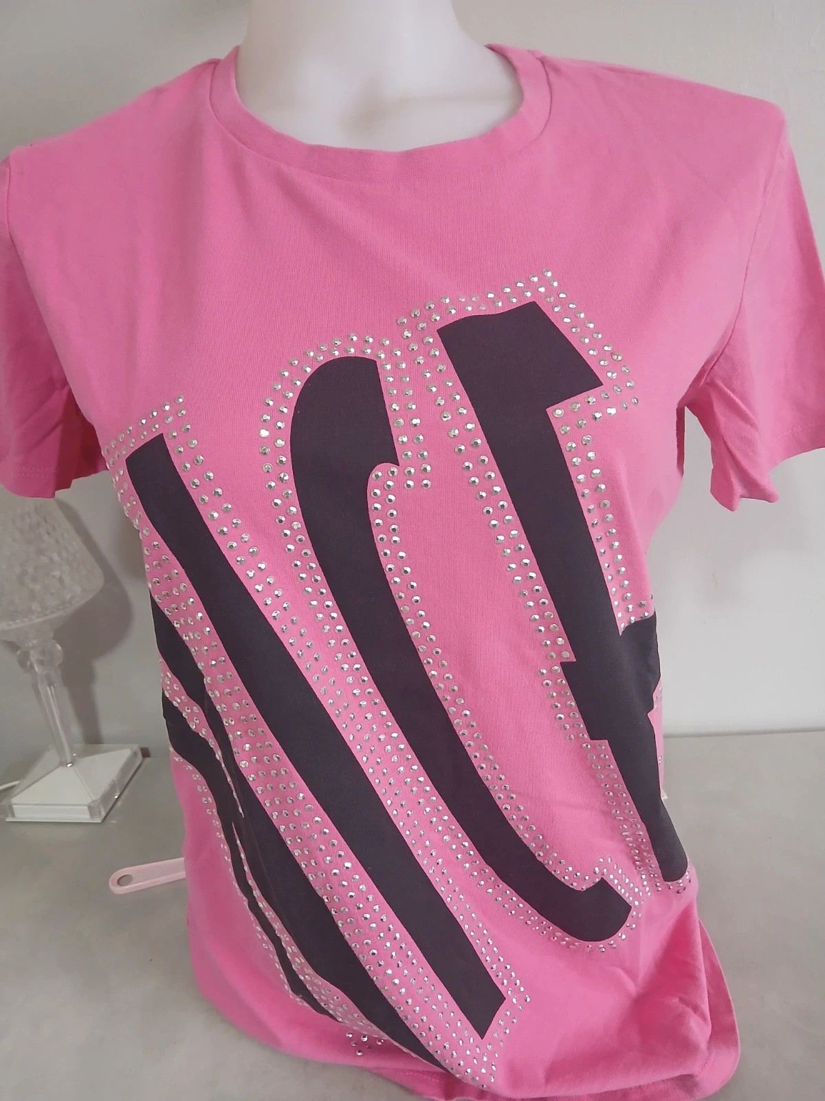 Tshirt guess.NICE.