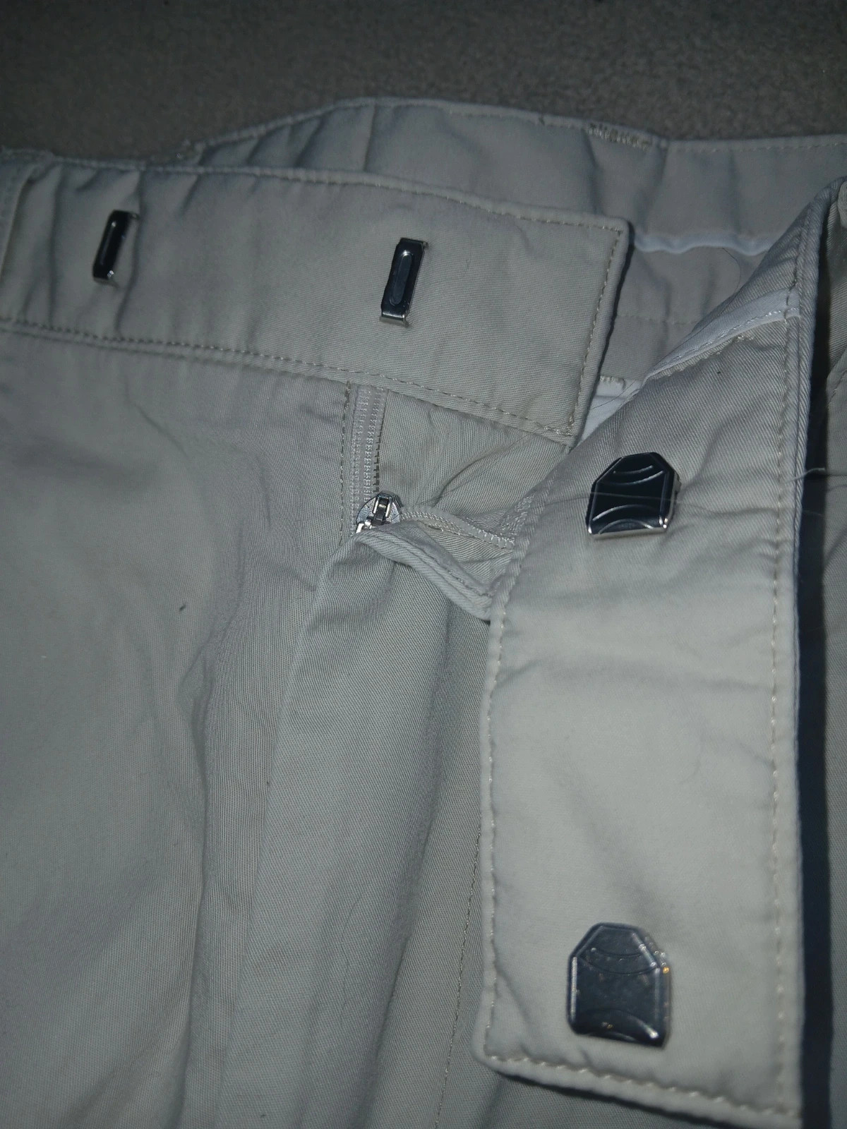 Pantalon hugo boss. – Hugo Boss – taille S 4