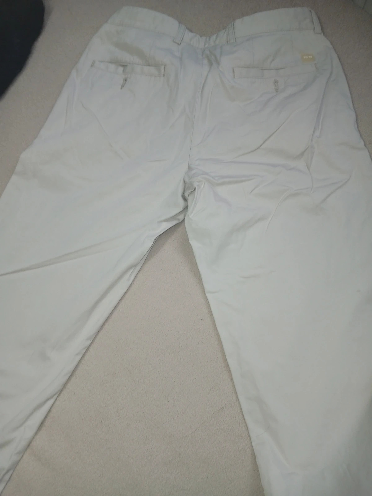 Pantalon hugo boss. – Hugo Boss – taille S 2