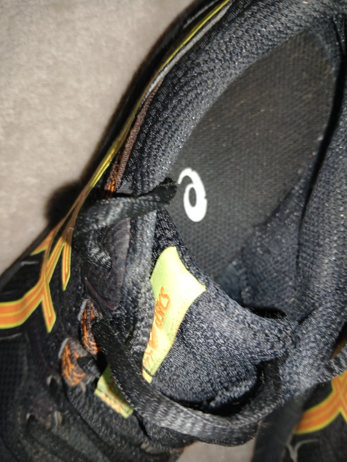 Baskets asics. Pre ventre 9. – Asics – taille 37 4