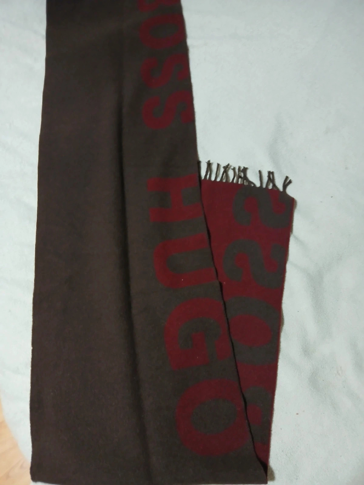 Écharpe Hugo boss. – Hugo Boss 3