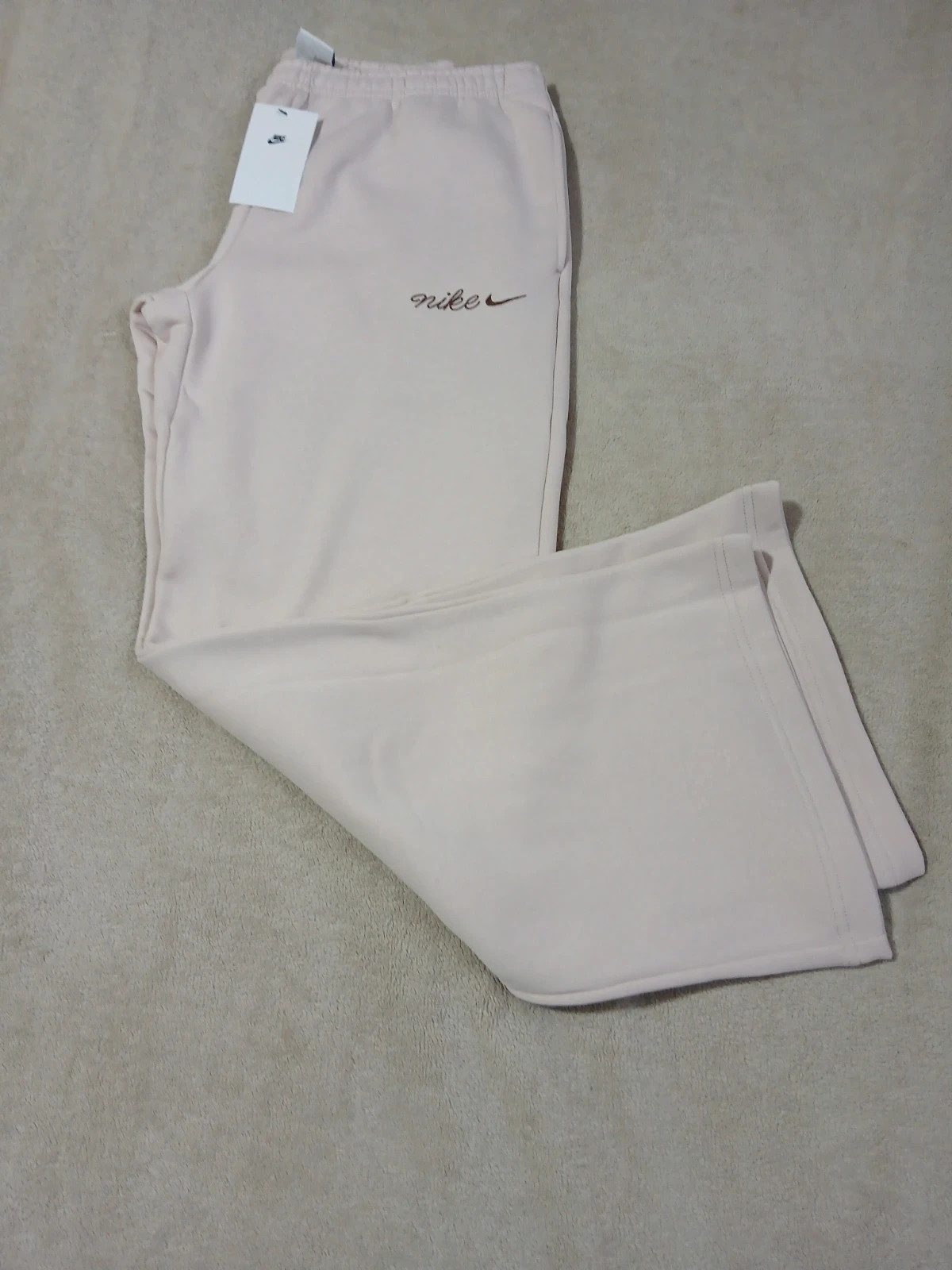 Pantalon survétement Nike. Rose pâle taille M Oversize large – Nike – taille M / 38 / 10 4