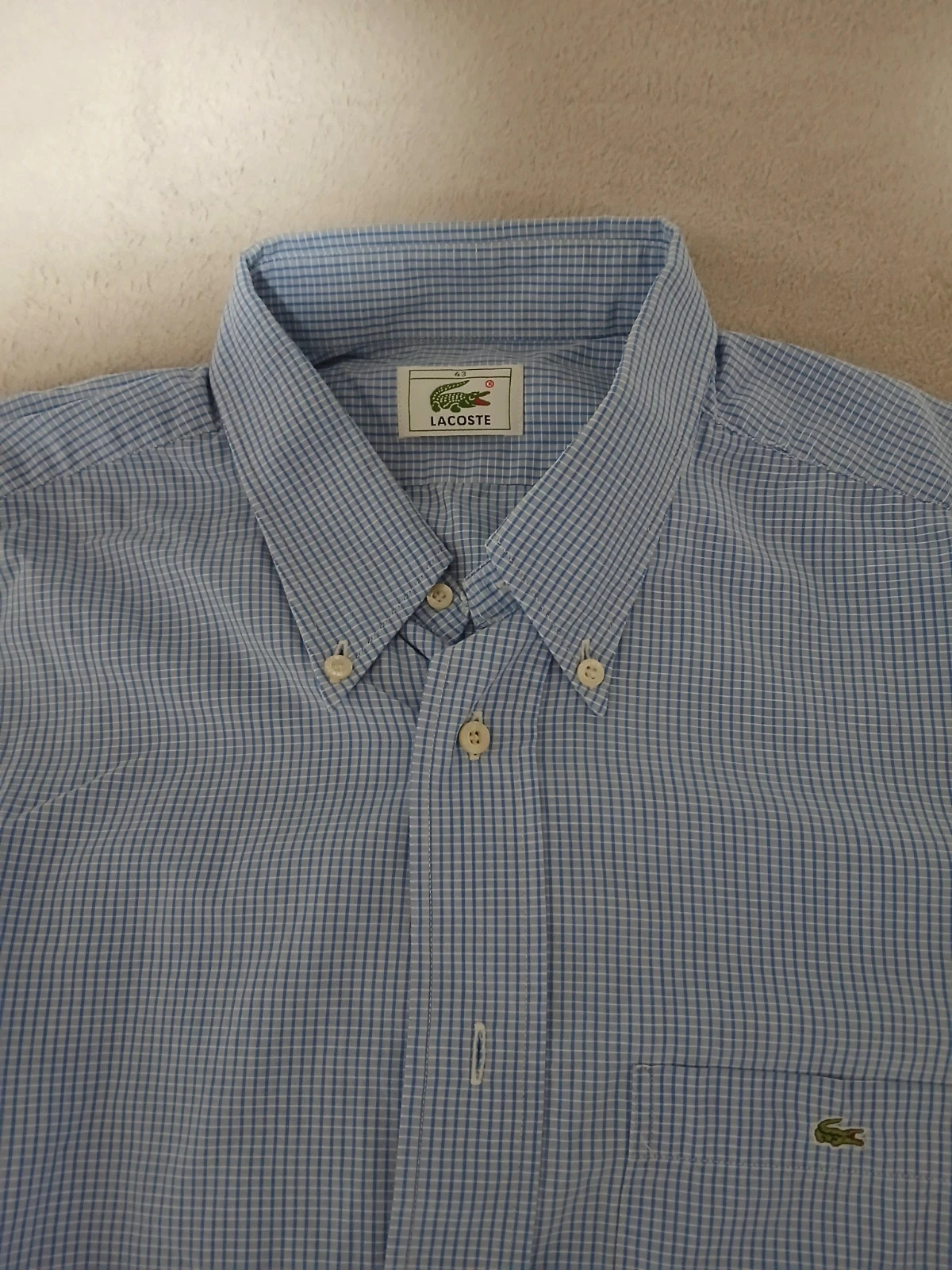 Chemise Lacoste.