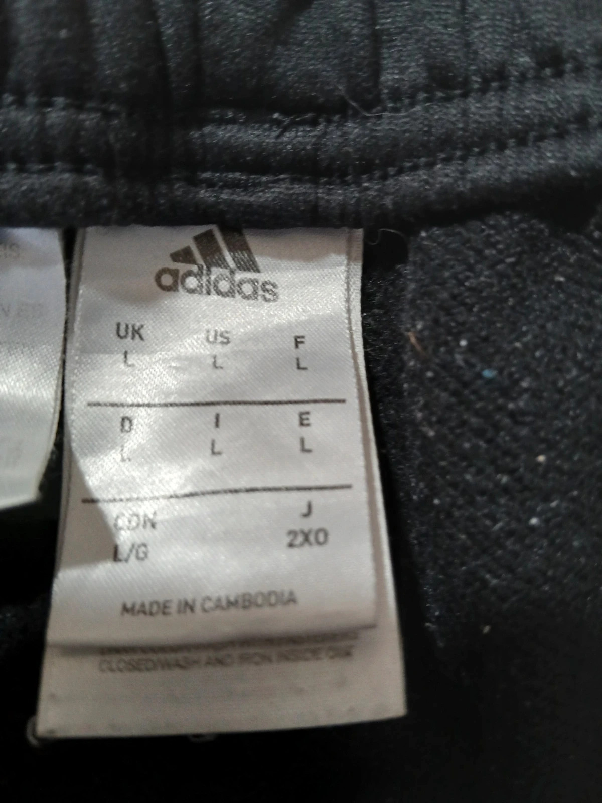 Pantalon survétement Adidas. – adidas – taille L 4
