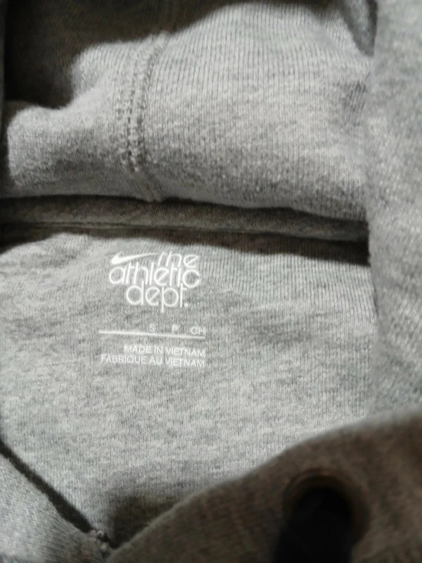 Pull à capuche Nike. – Nike – taille S / 36 / 8 5