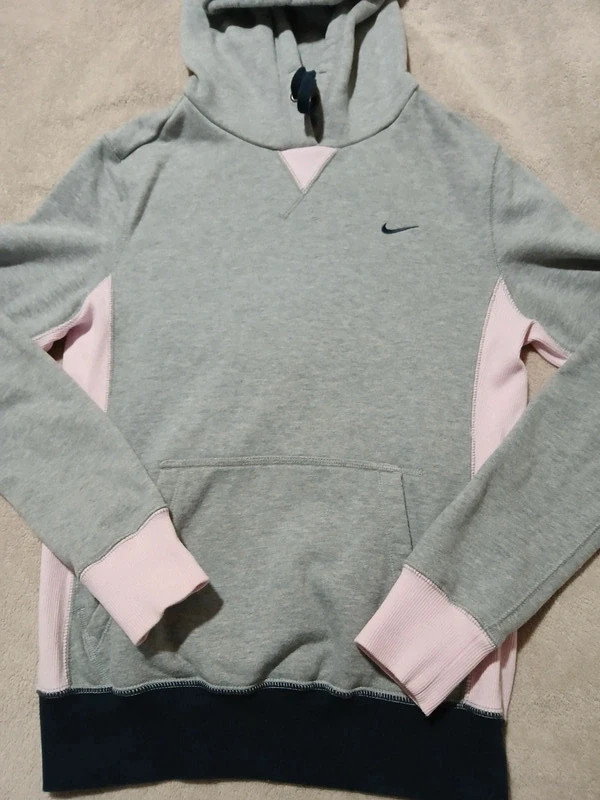 Pull à capuche Nike. – Nike – taille S / 36 / 8