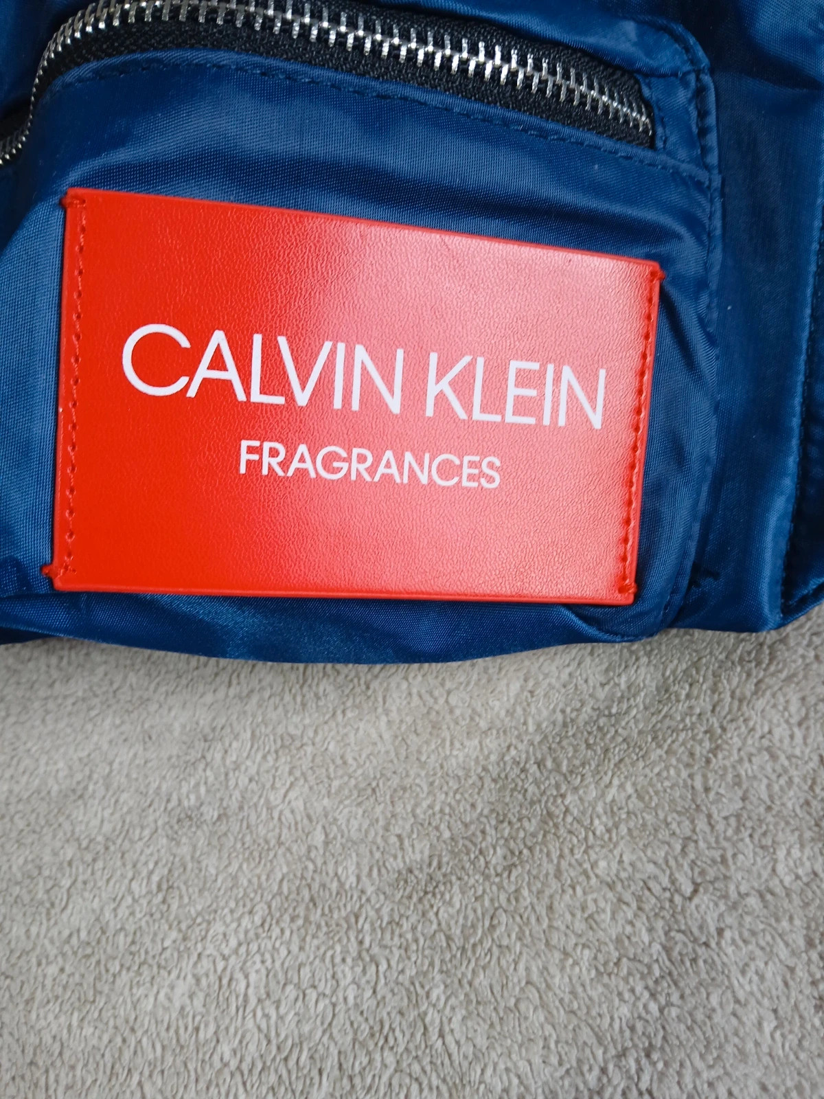 Banane Calvin Klein. – Calvin Klein 2