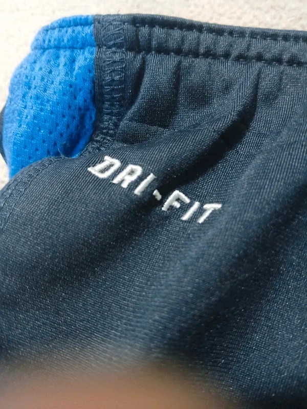 Bas de survétement Nike. – Nike – taille S 4