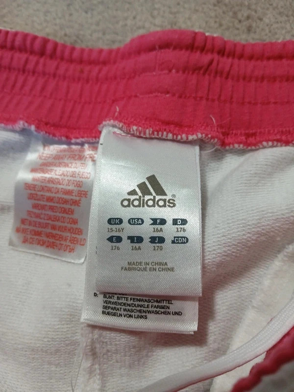 Pantacourt Adidas. – adidas – taille S / 36 / 8 4