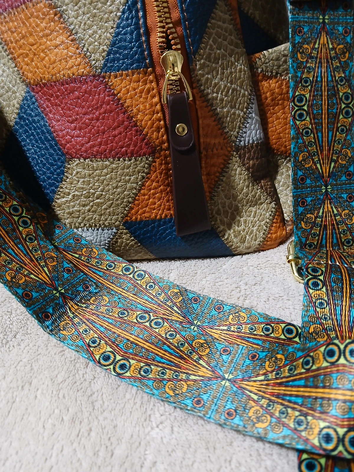 Sac à main bandoulière. – sansnom. 2
