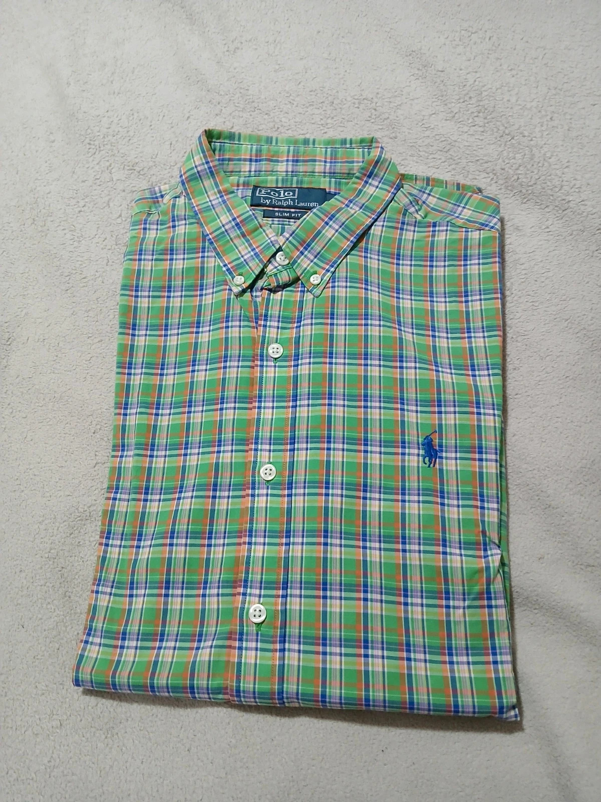 Chemise Ralph lauren.