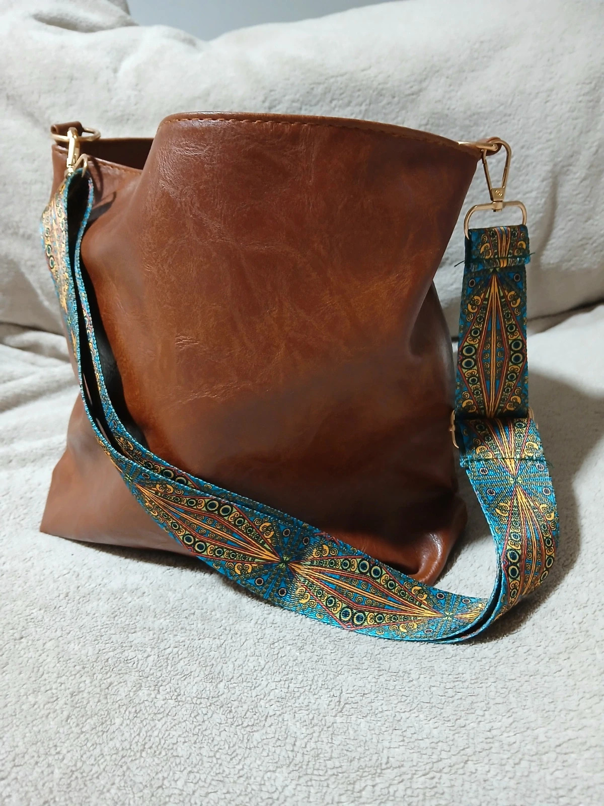 Sac à main bandoulière.