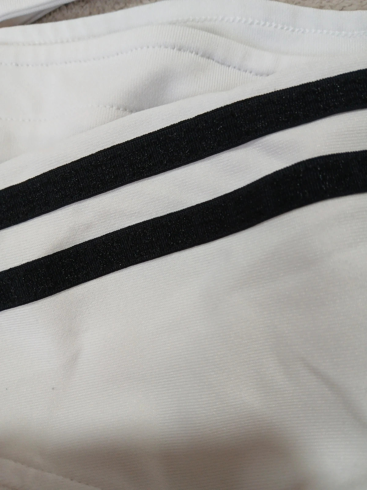Sweat Adidas. – adidas – taille L / 40 / 12 3