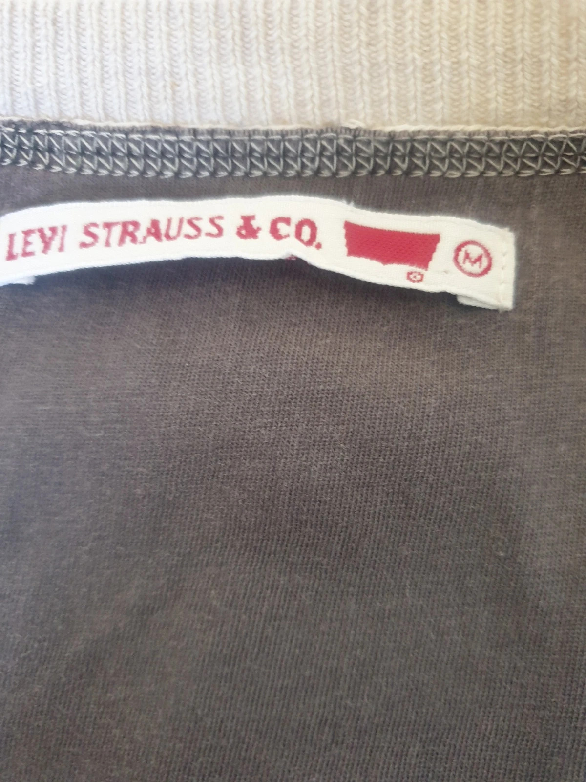 Pull Levis. – Levi's – taille M 3