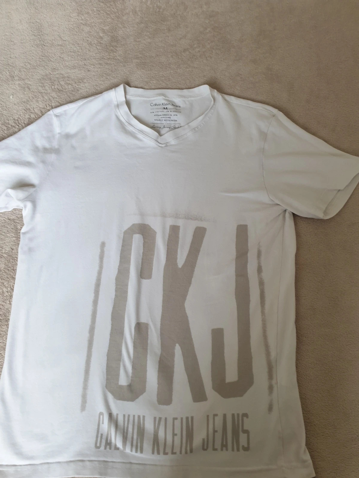 T-shirt Calvin Klein.