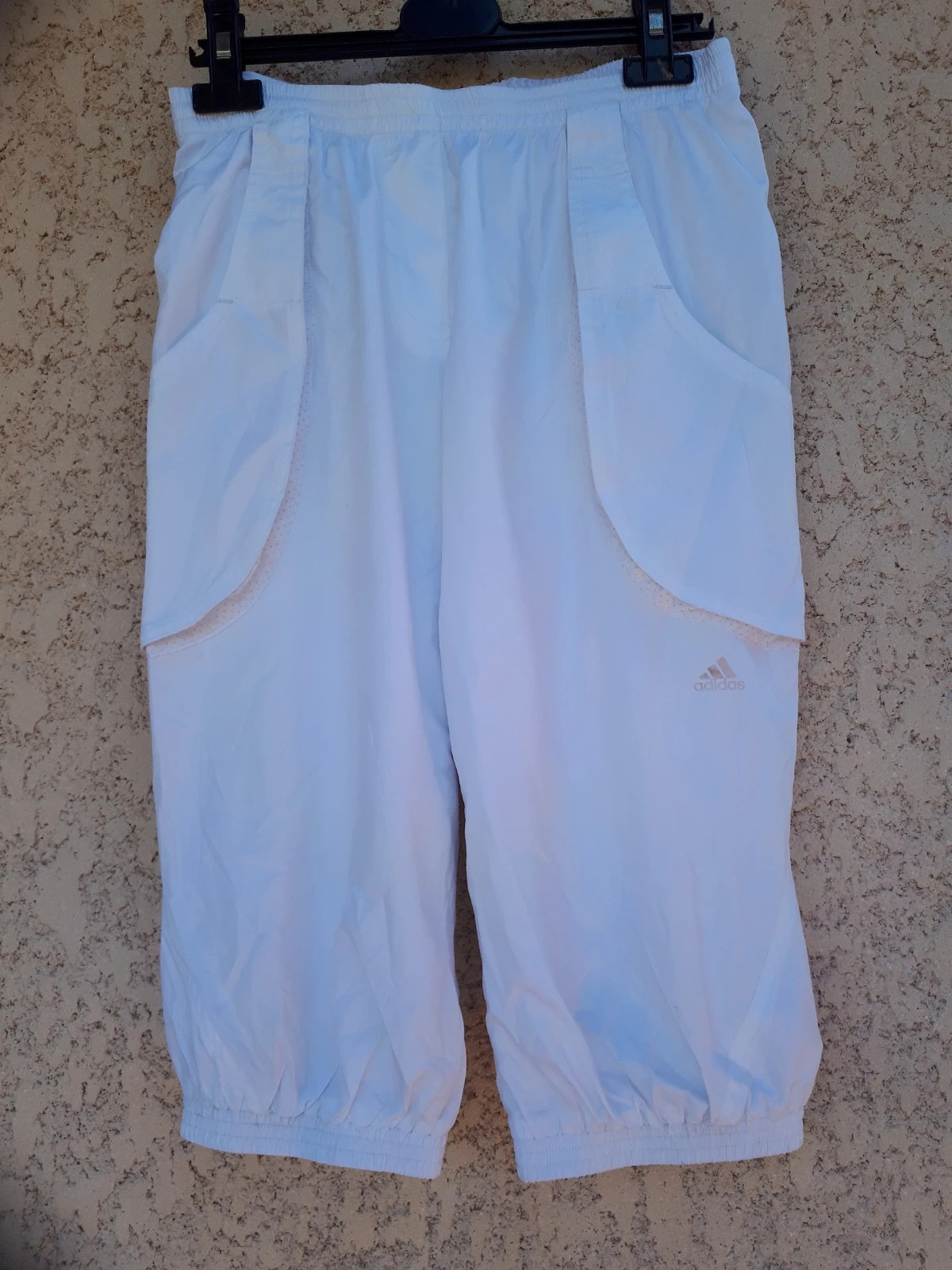 Pantacour Adidas.blanc.12 ans.tres bon état.