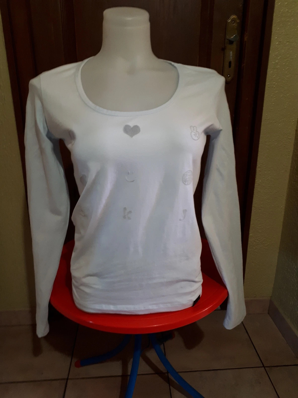 Sweat calvin Klein jeans.bleu ciel. Taille L. – Calvin Klein – taille L / 40 / 12 2