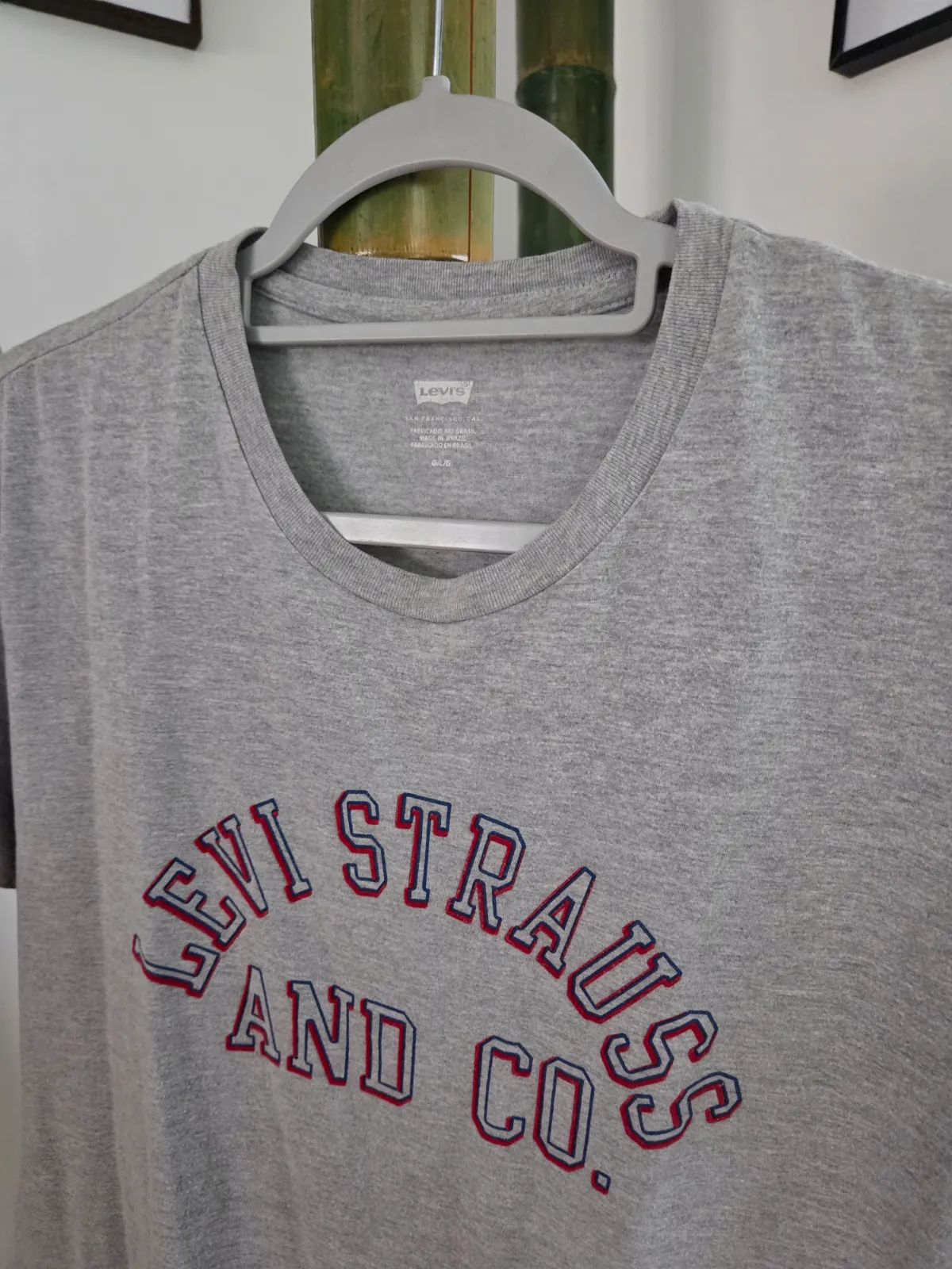 Camiseta manga corta gris Levi's Talla L unisex hombre perfecto estado básica – Levi's – taille L 2