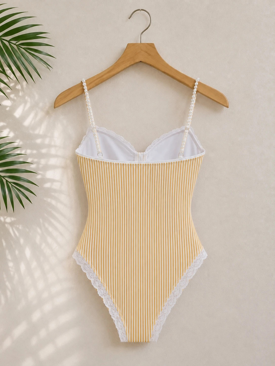 Maillot de bain 1 pièce rayé jaune & blanc – Dentelle & perles – Taille XL – velina – taille XL / 42 / 14 2