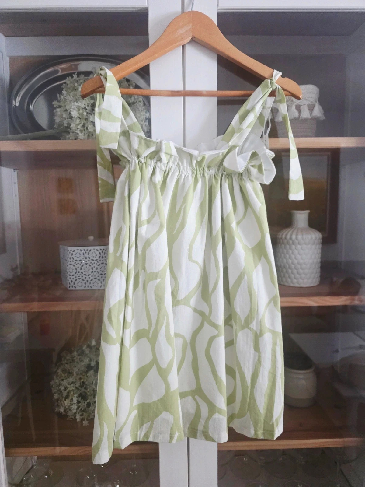 Robe avec nœud/Vestido con lazo a juego – taille 7 ans / 122 cm