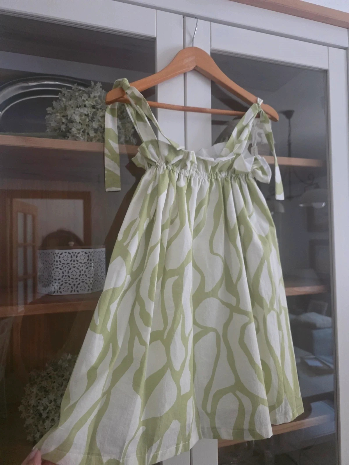 Robe avec nœud/Vestido con lazo a juego – taille 7 ans / 122 cm 3