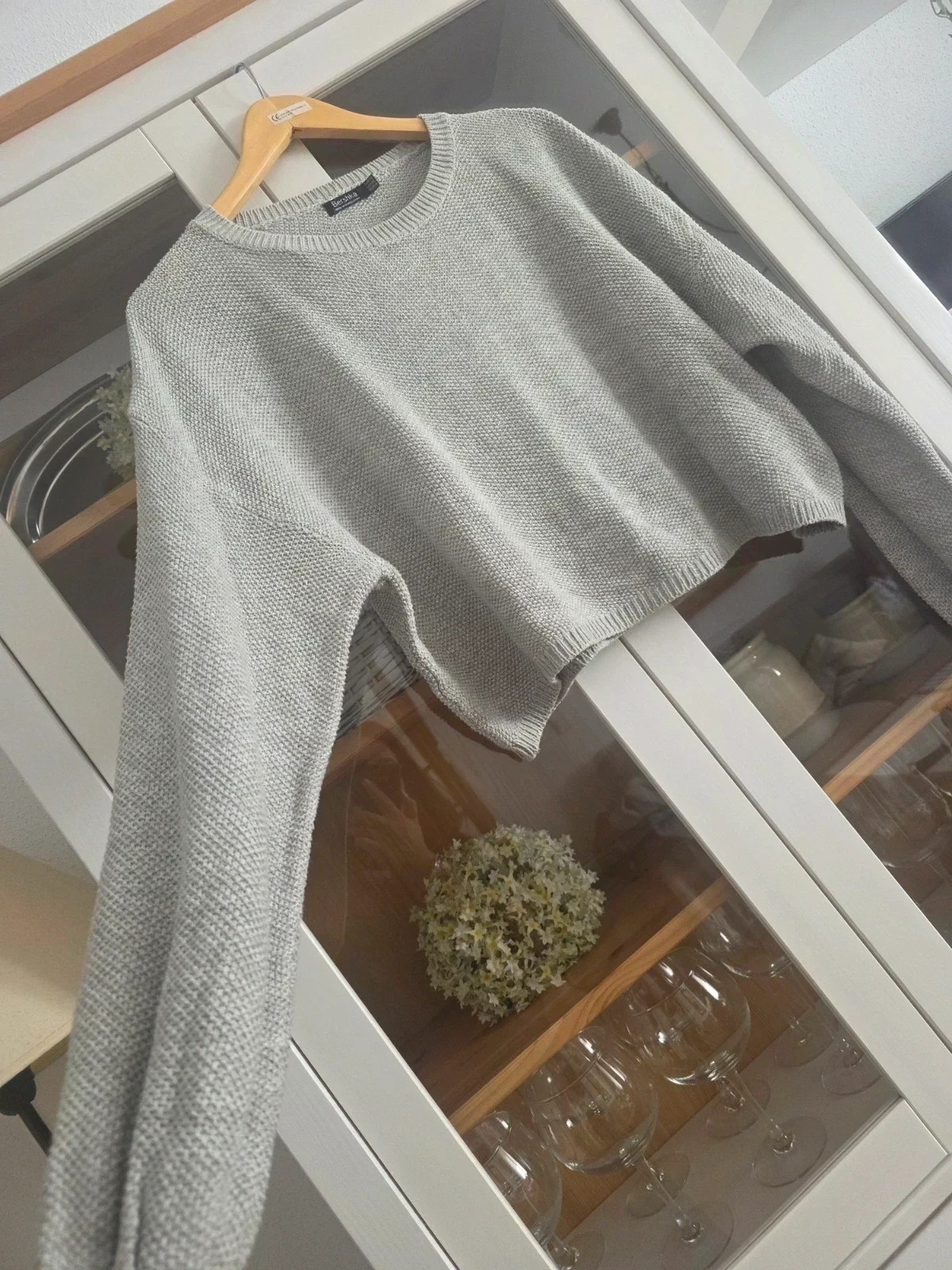 Suéter gris corto de punto talla XS, estilo relajado y cómodo 🧶 – Bershka – taille XS / 34 / 6 4