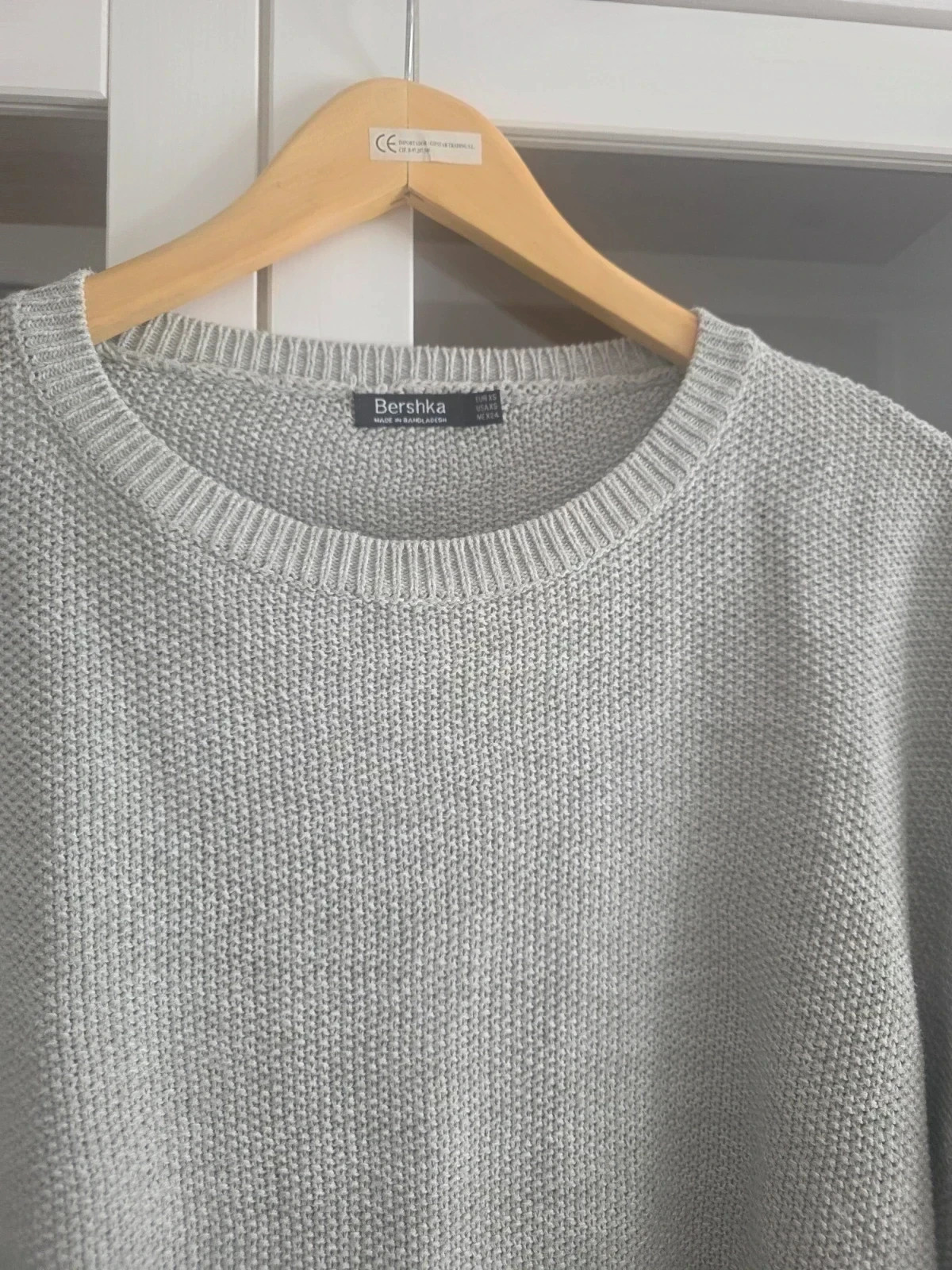 Suéter gris corto de punto talla XS, estilo relajado y cómodo 🧶 – Bershka – taille XS / 34 / 6 3