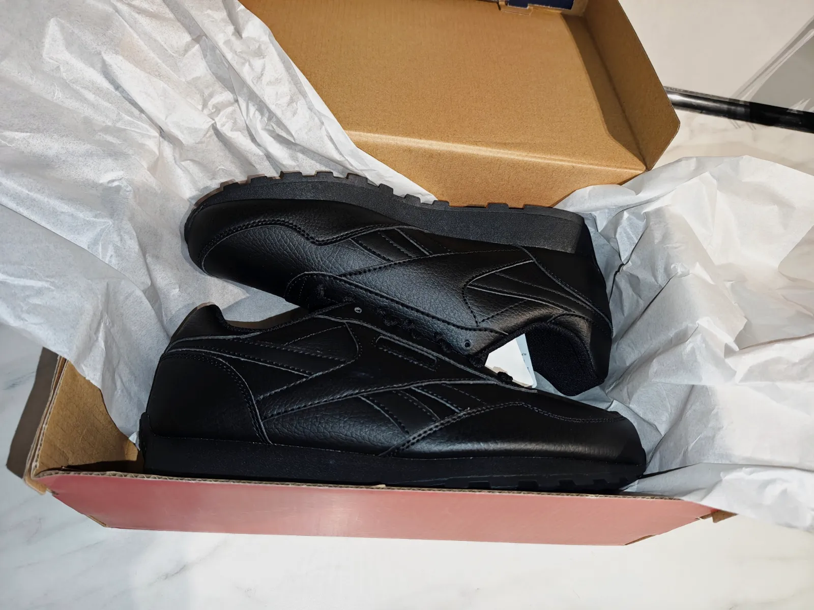 Sneakers noires Reebok Royal Rewind Run neuves 38.5 – Reebok – taille EU 38 6