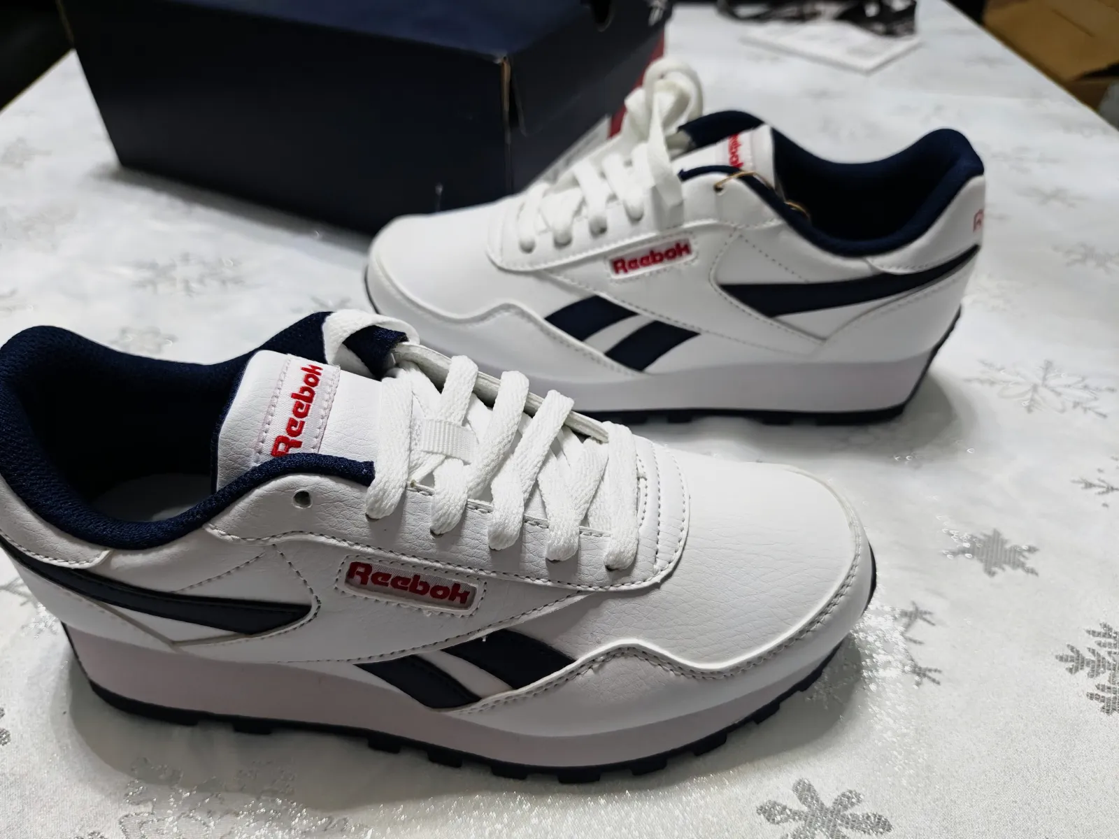 Baskets Reebok Classic Leather blanches et bleues 36.5  – Reebok – taille EU 36 4