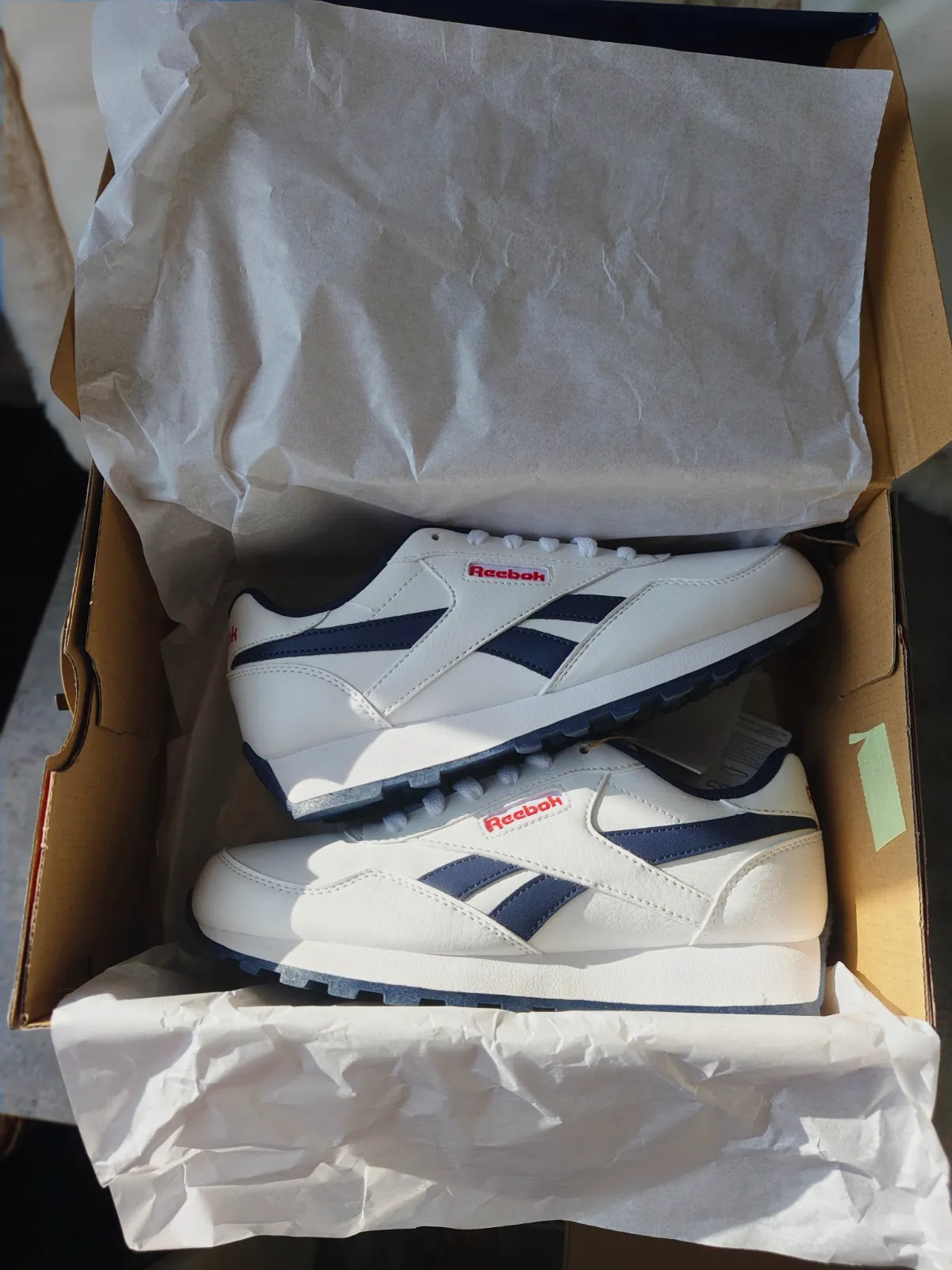 Baskets Reebok Classic Leather blanches et bleues 36.5  – Reebok – taille EU 36 7