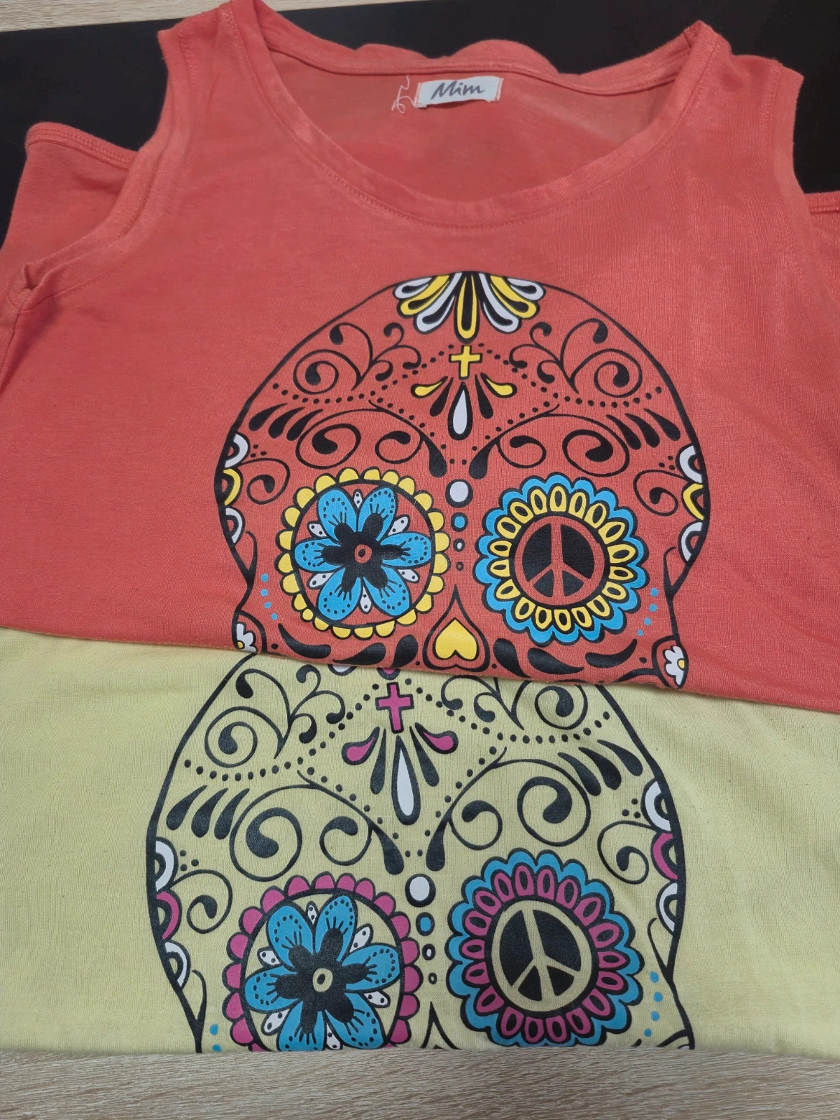 Lot deux tee-shirt été rose fluo et jaune