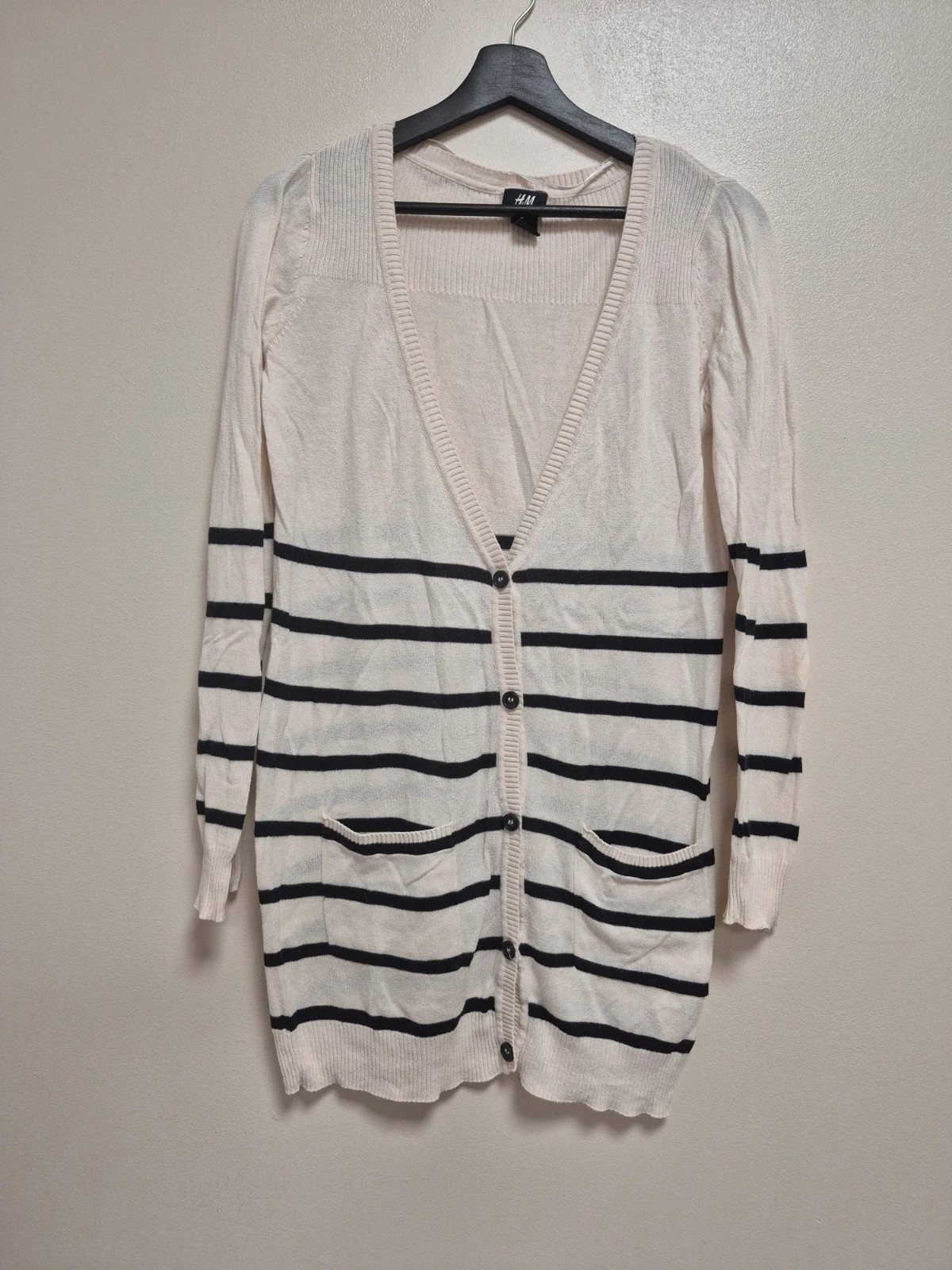 Gilet long raye beige et noir