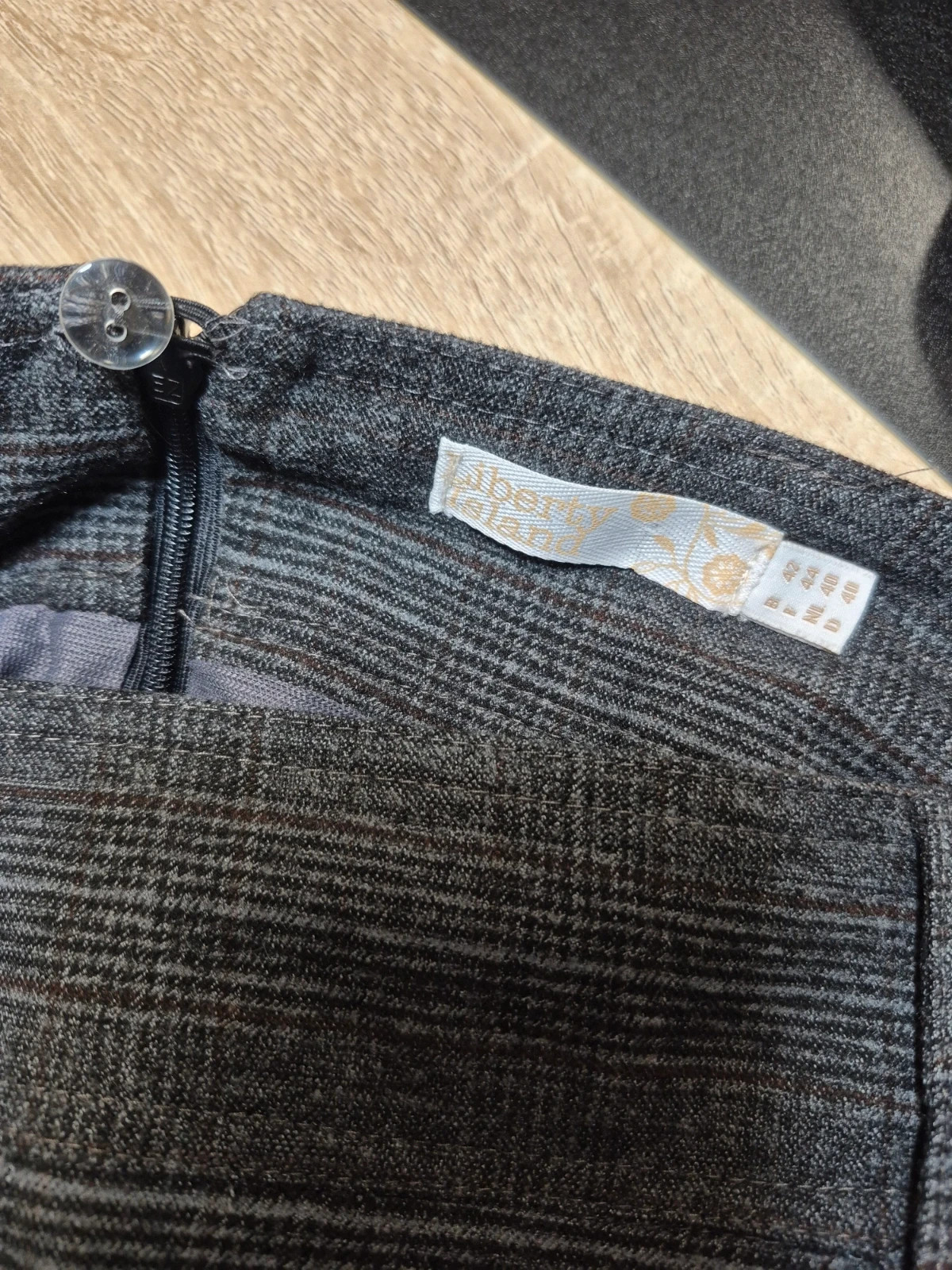 Jupe droite Liberty Island tweed gris carreaux taille 40 – Liberty Island – taille L / 40 / 12 4