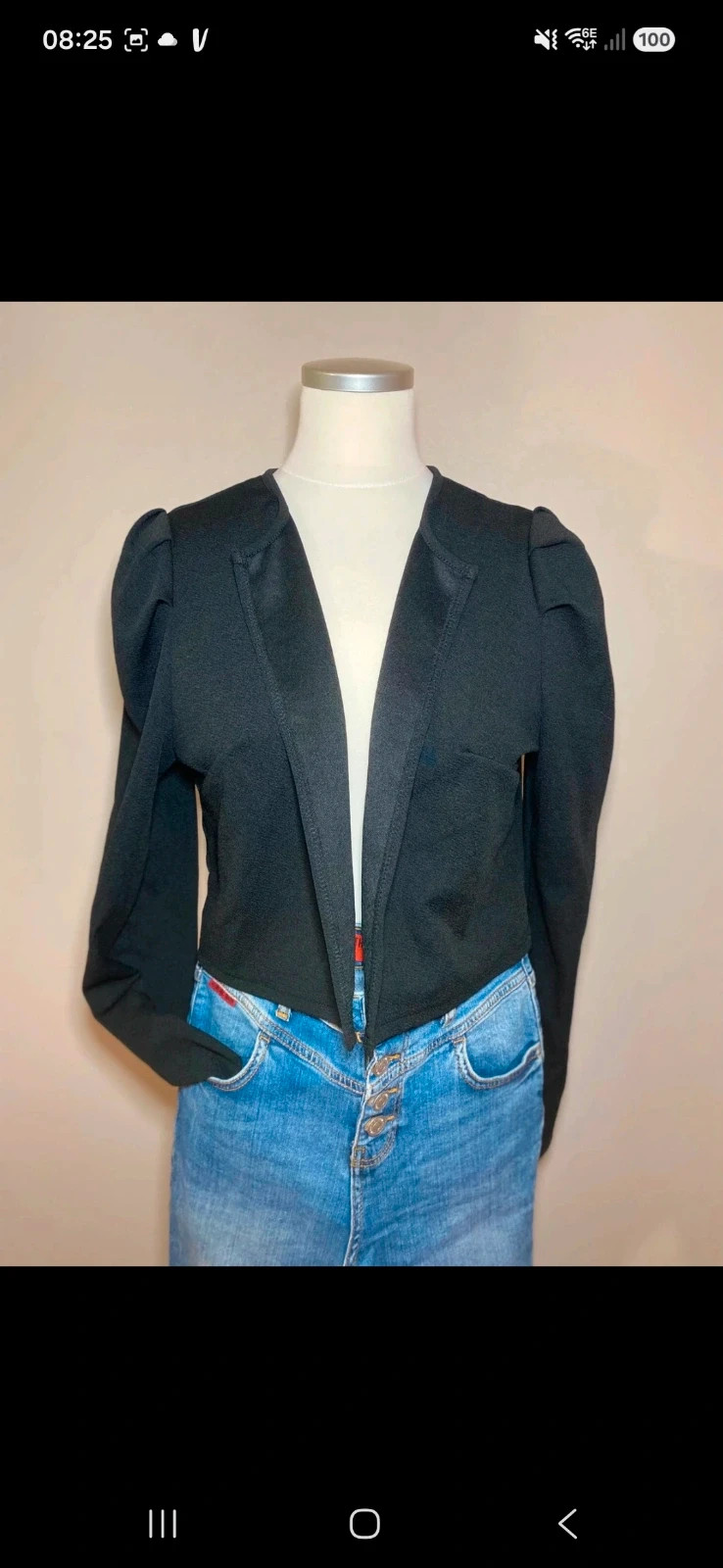 Veste courte noire ouverte manches bouffantes Emery Rose taille XL