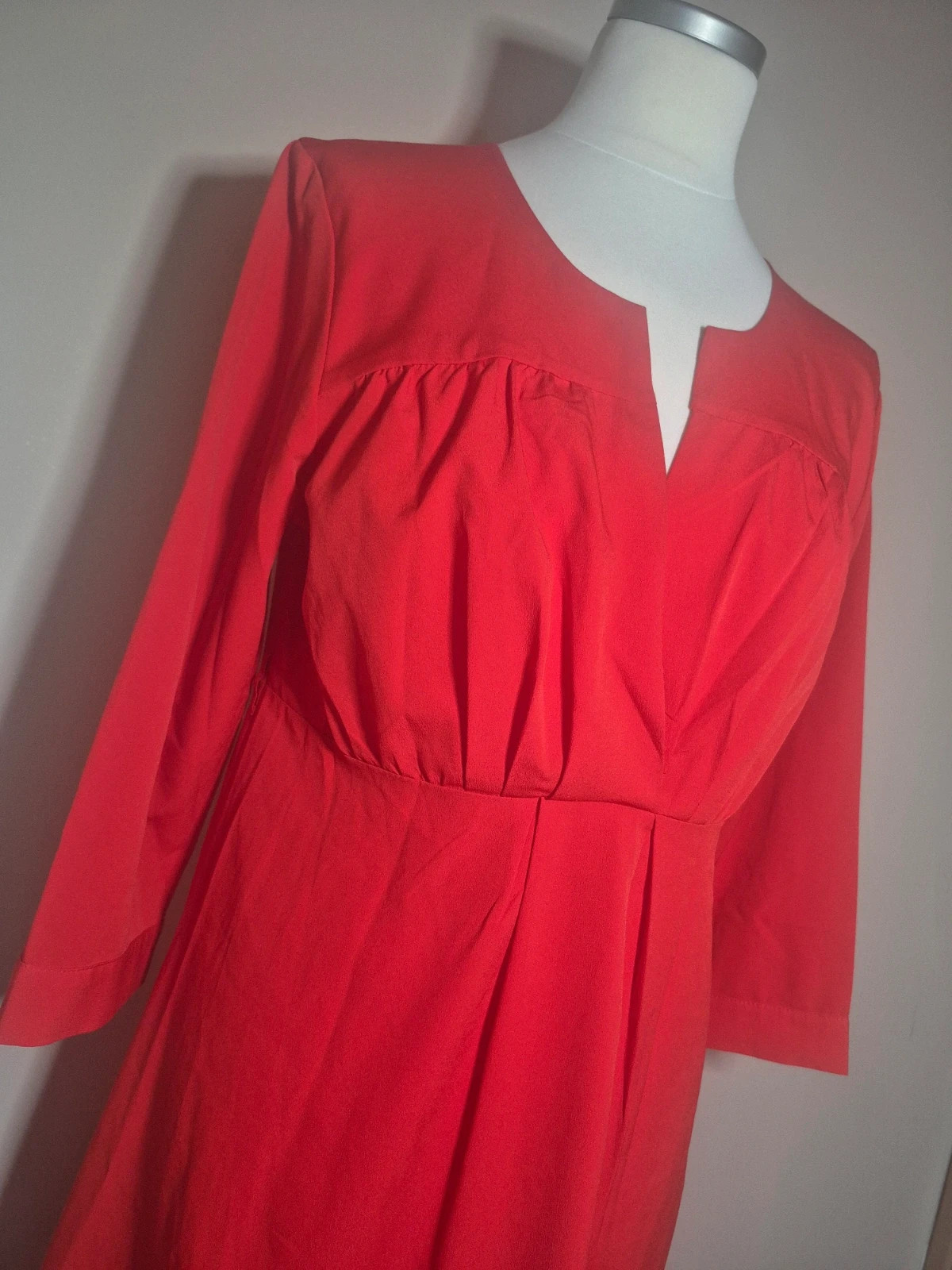 Robe rouge H&M manches 3/4 taille 42