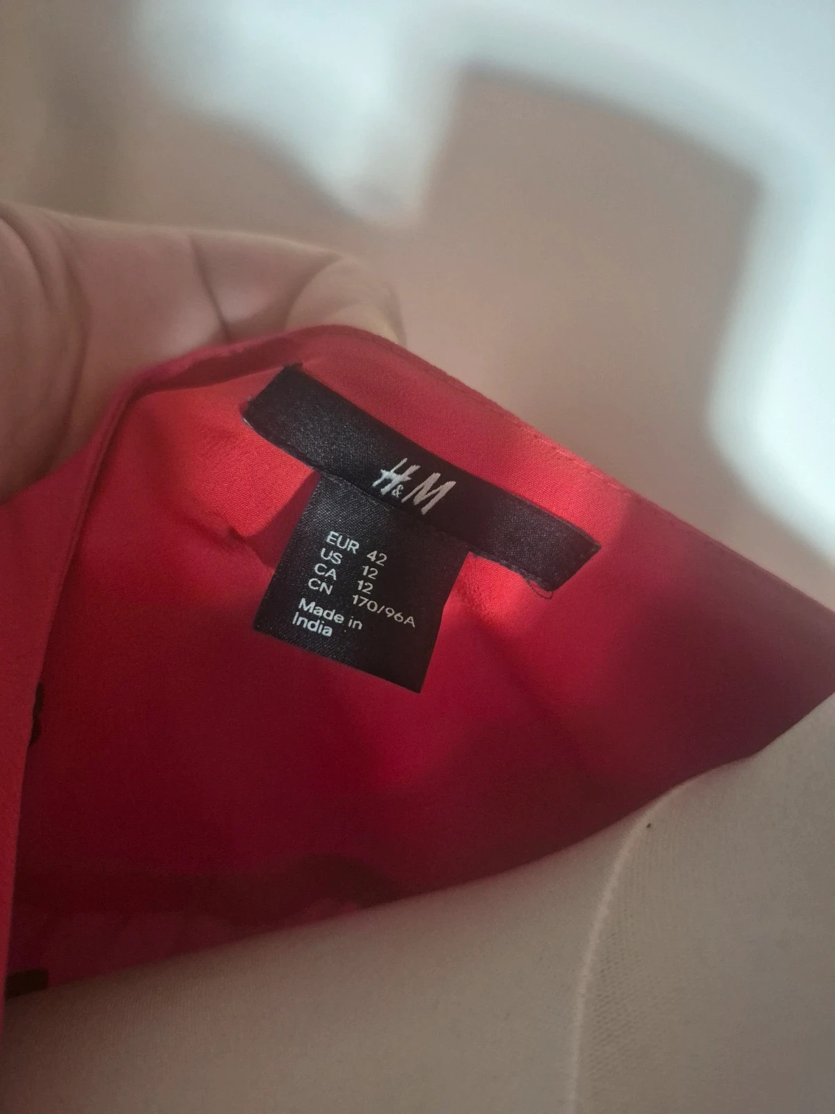 Robe rouge H&M manches 3/4 taille 42 – H&M – taille L / 40 / 12 3