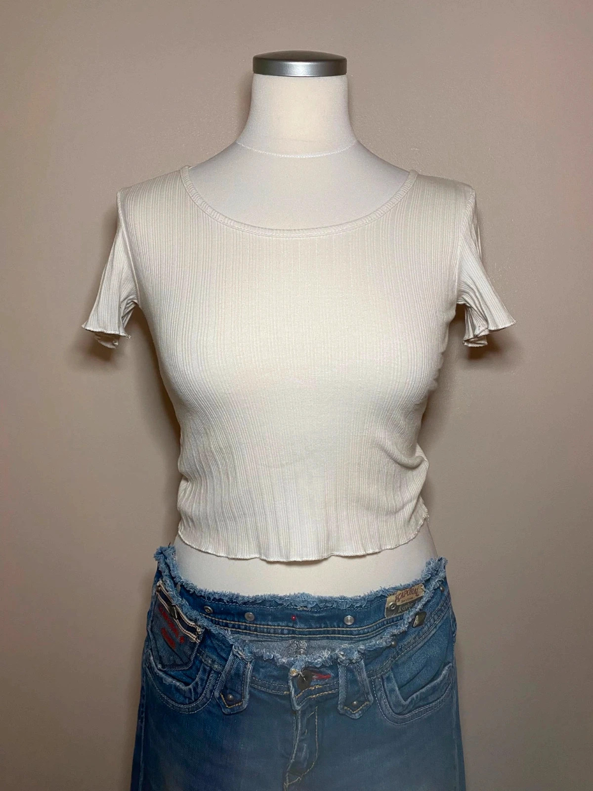 T-shirt blanc côtelé crop top dos croisé manches courtes