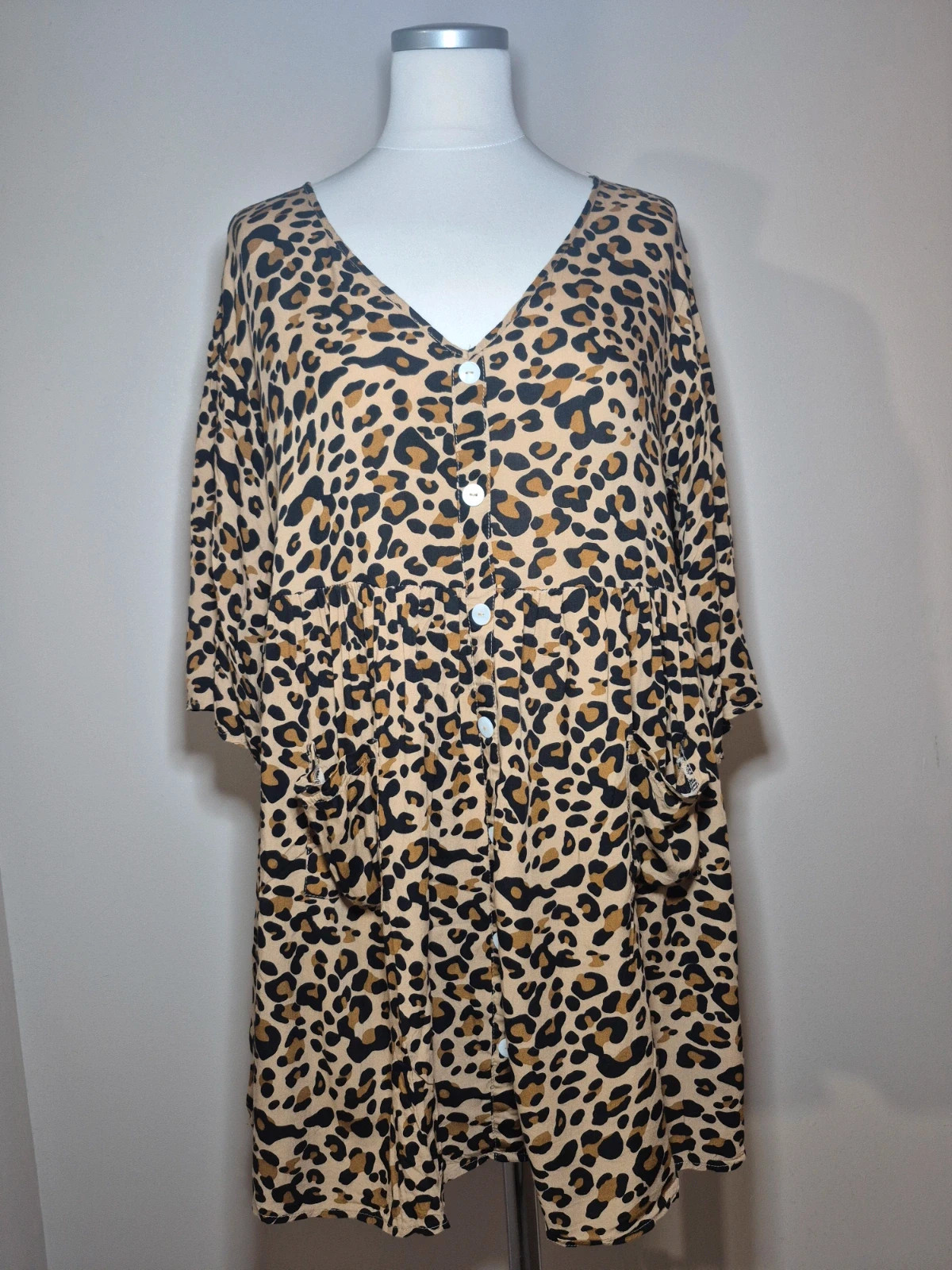 Robe tunique imprime leopard SHEIN taille M