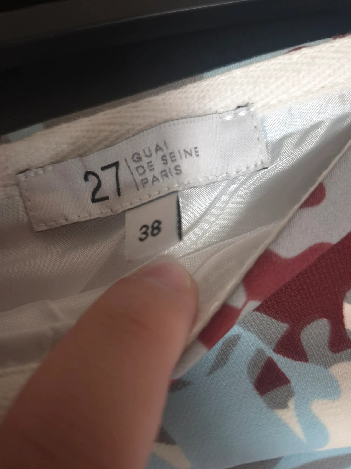 Minijupe a motif camouflage coloré 27 quai de seine T38 – 27 Quai De Seine – taille M / 38 / 10 4